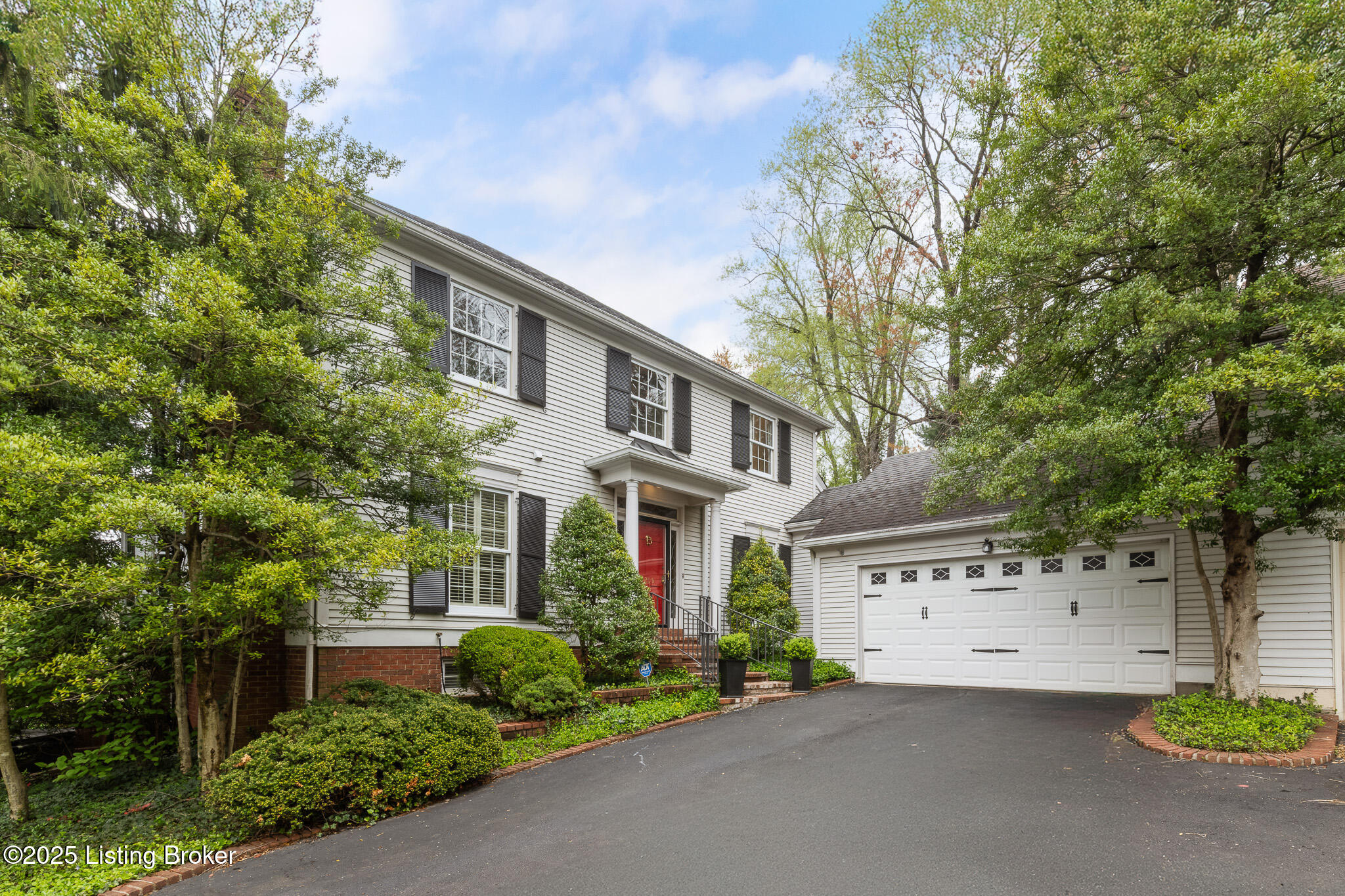 5209 Indian Woods Ct
