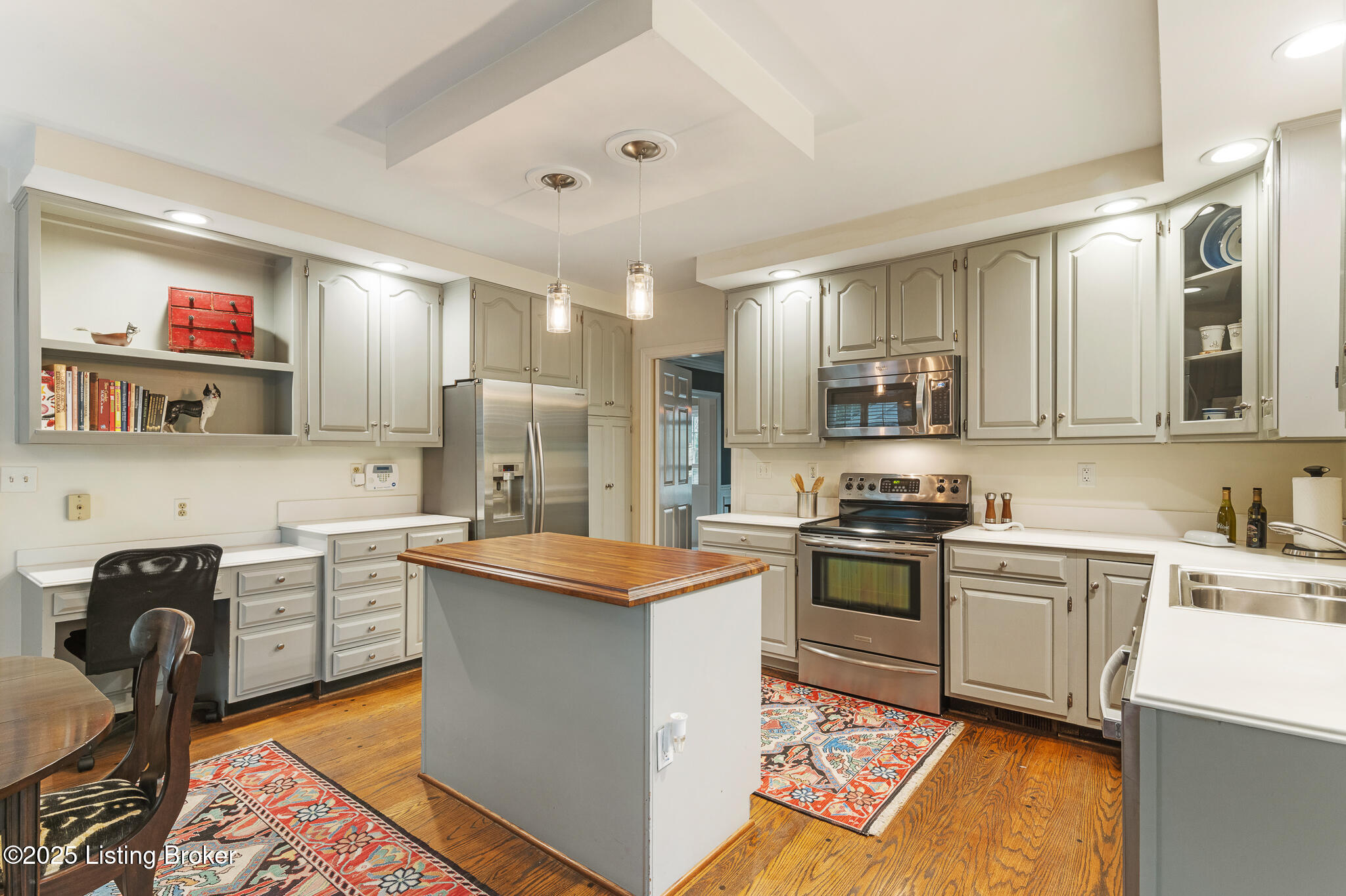 5209 Indian Woods Ct