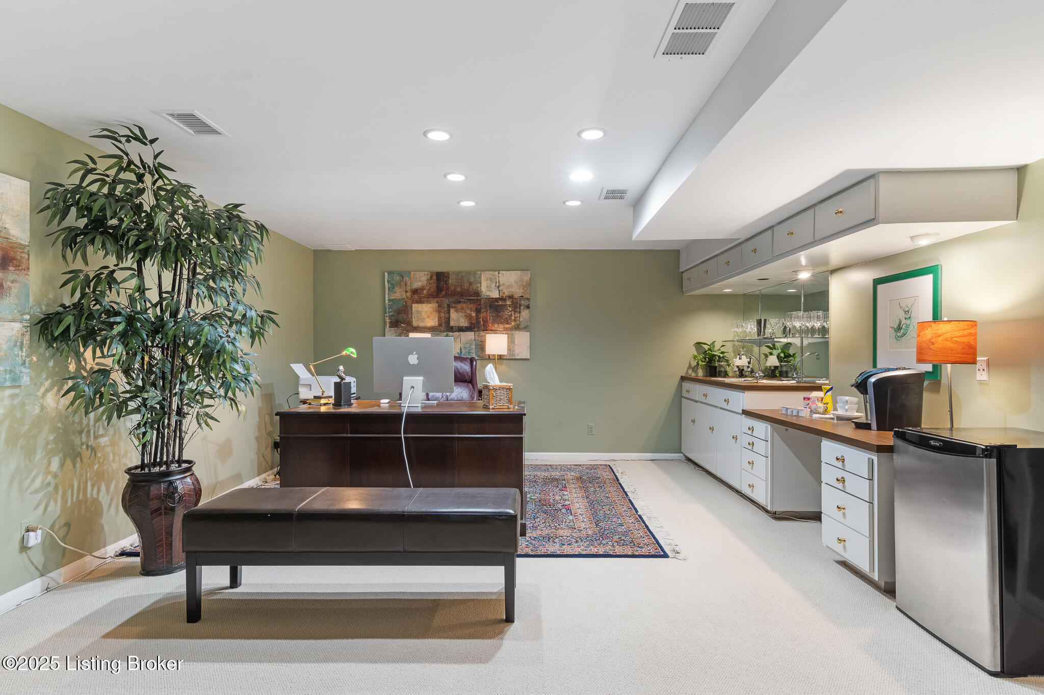 5209 Indian Woods Ct