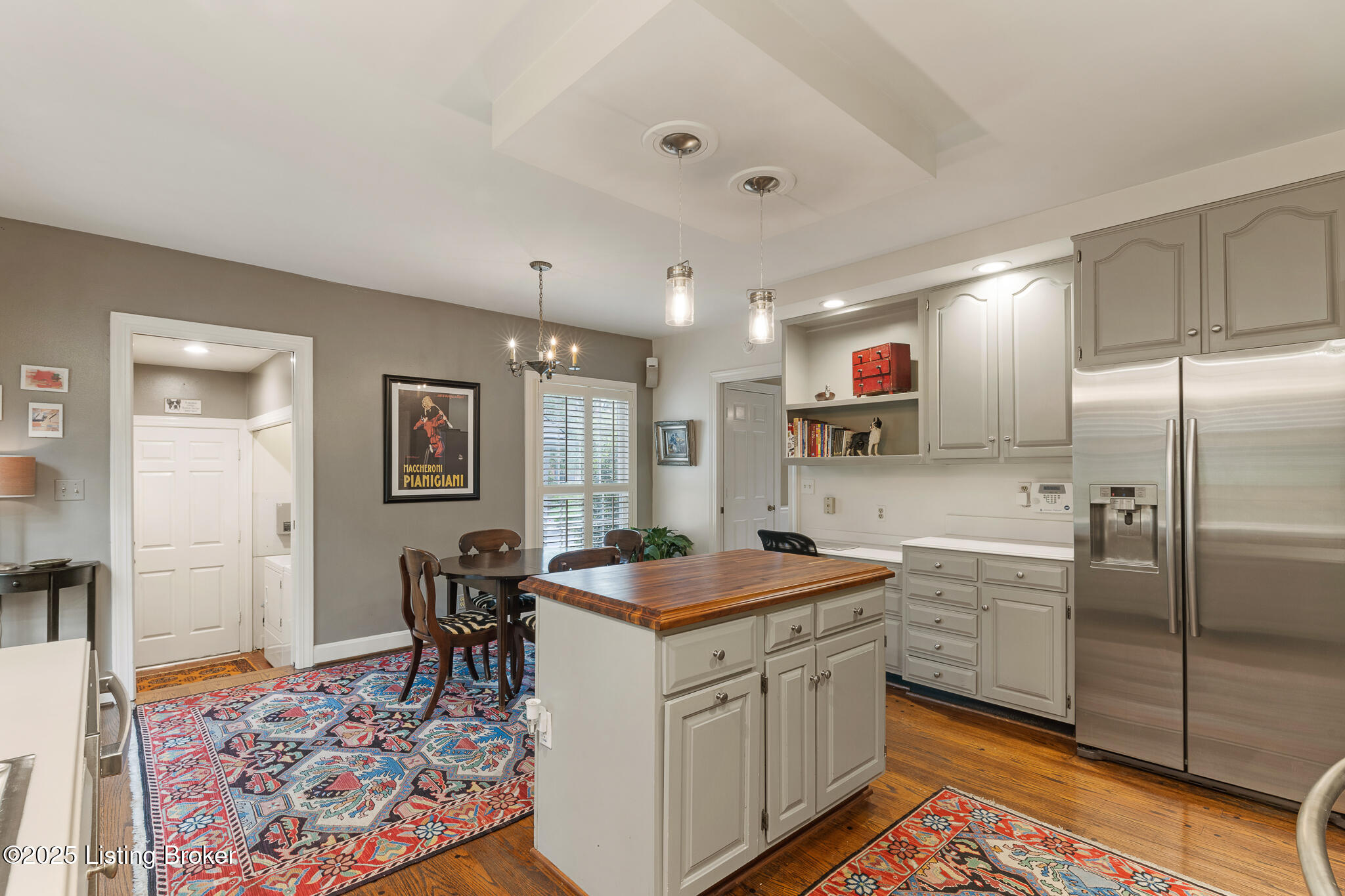 5209 Indian Woods Ct
