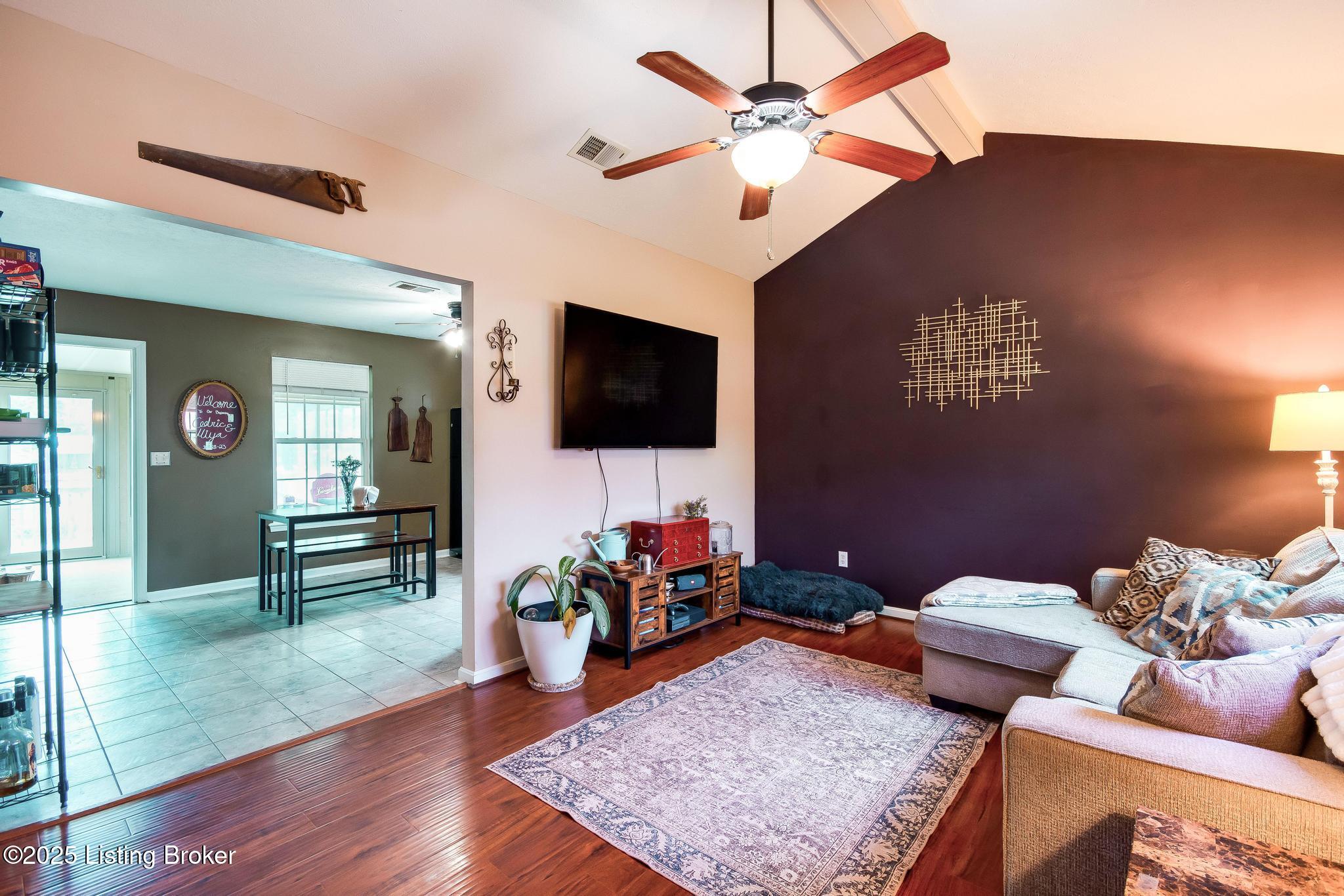 112 Bethany Ct