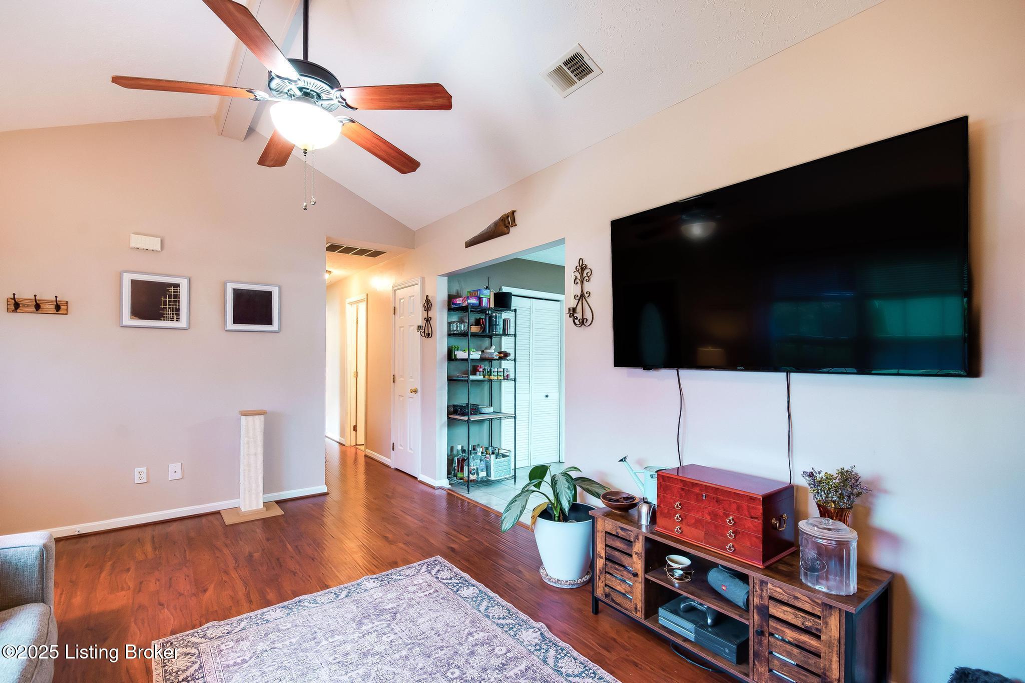 112 Bethany Ct