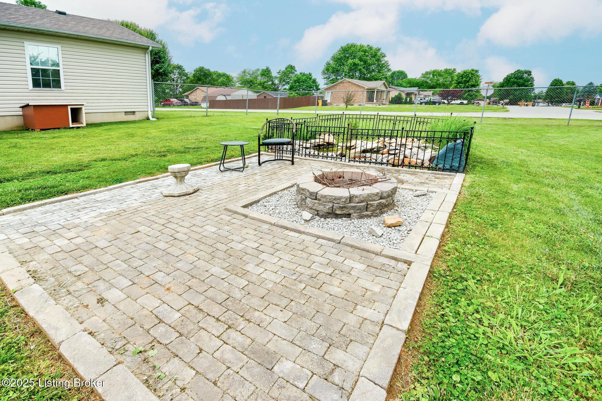 112 Bethany Ct