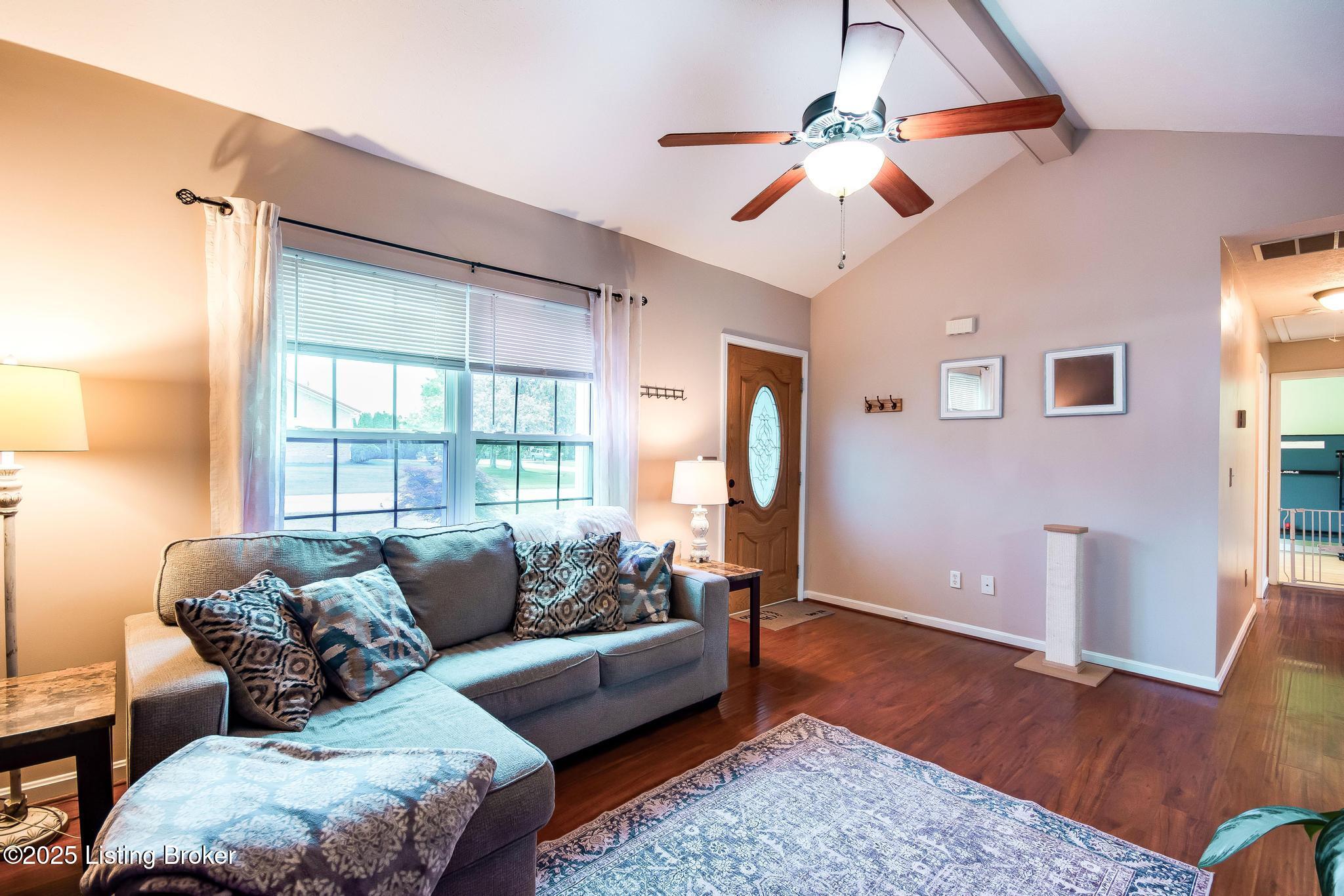 112 Bethany Ct