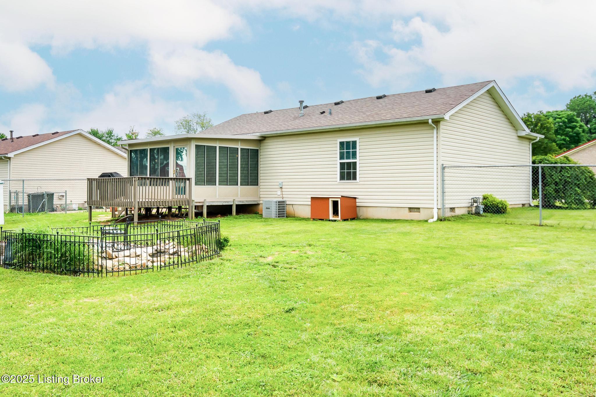 112 Bethany Ct