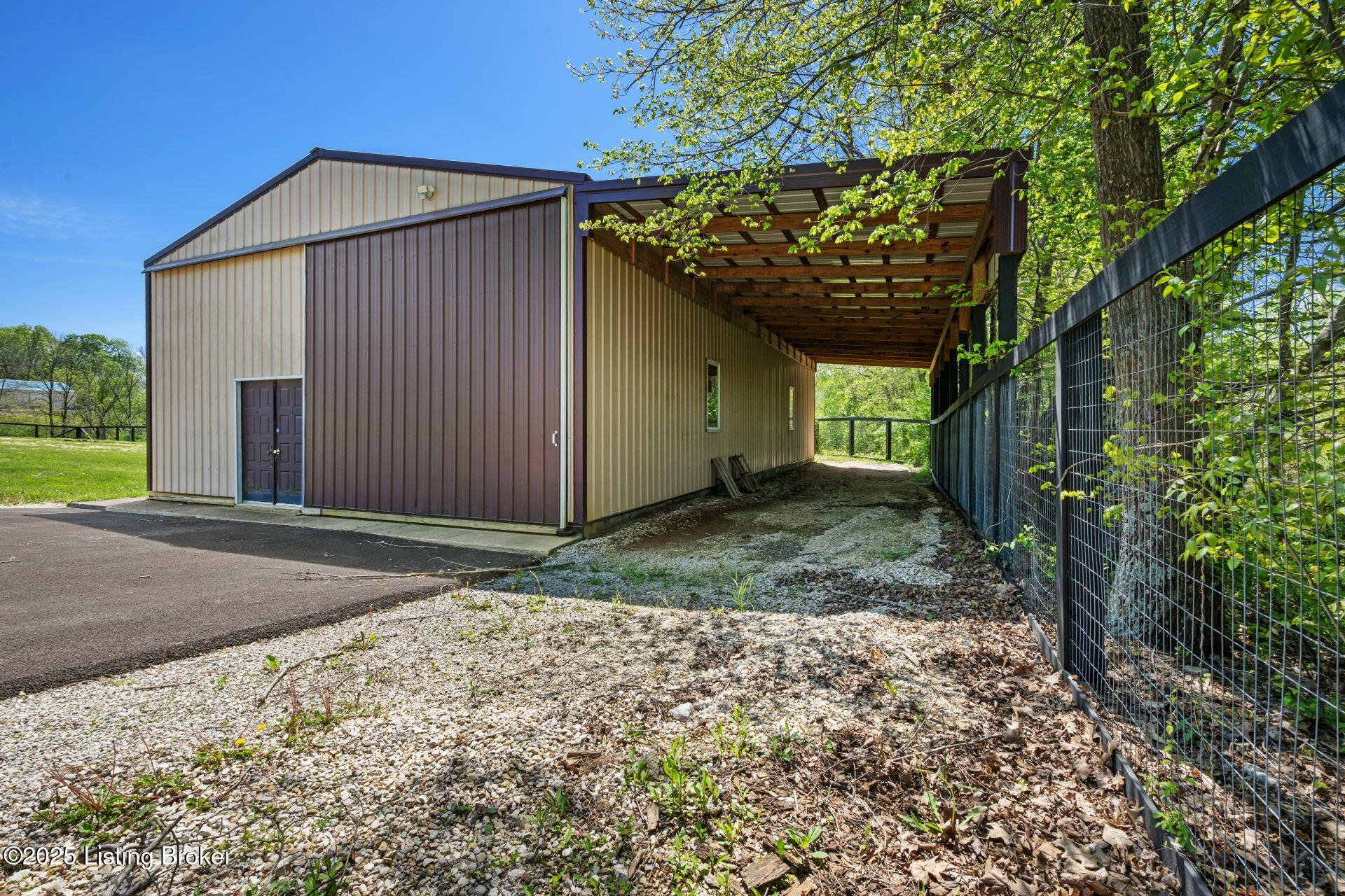 9605 Cooks Mill Rd Rd
