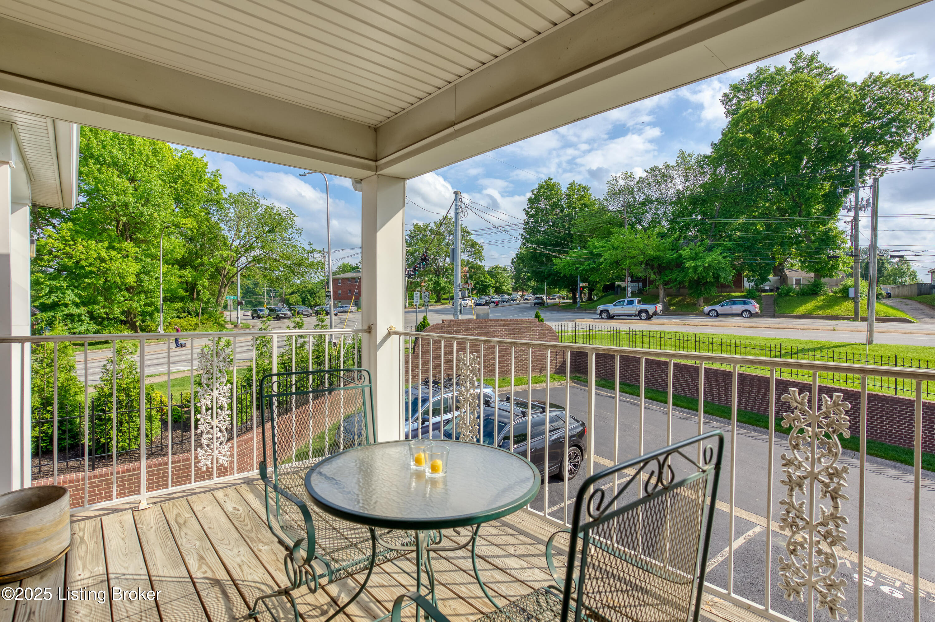 1267 Parkway Gardens Ct, 99