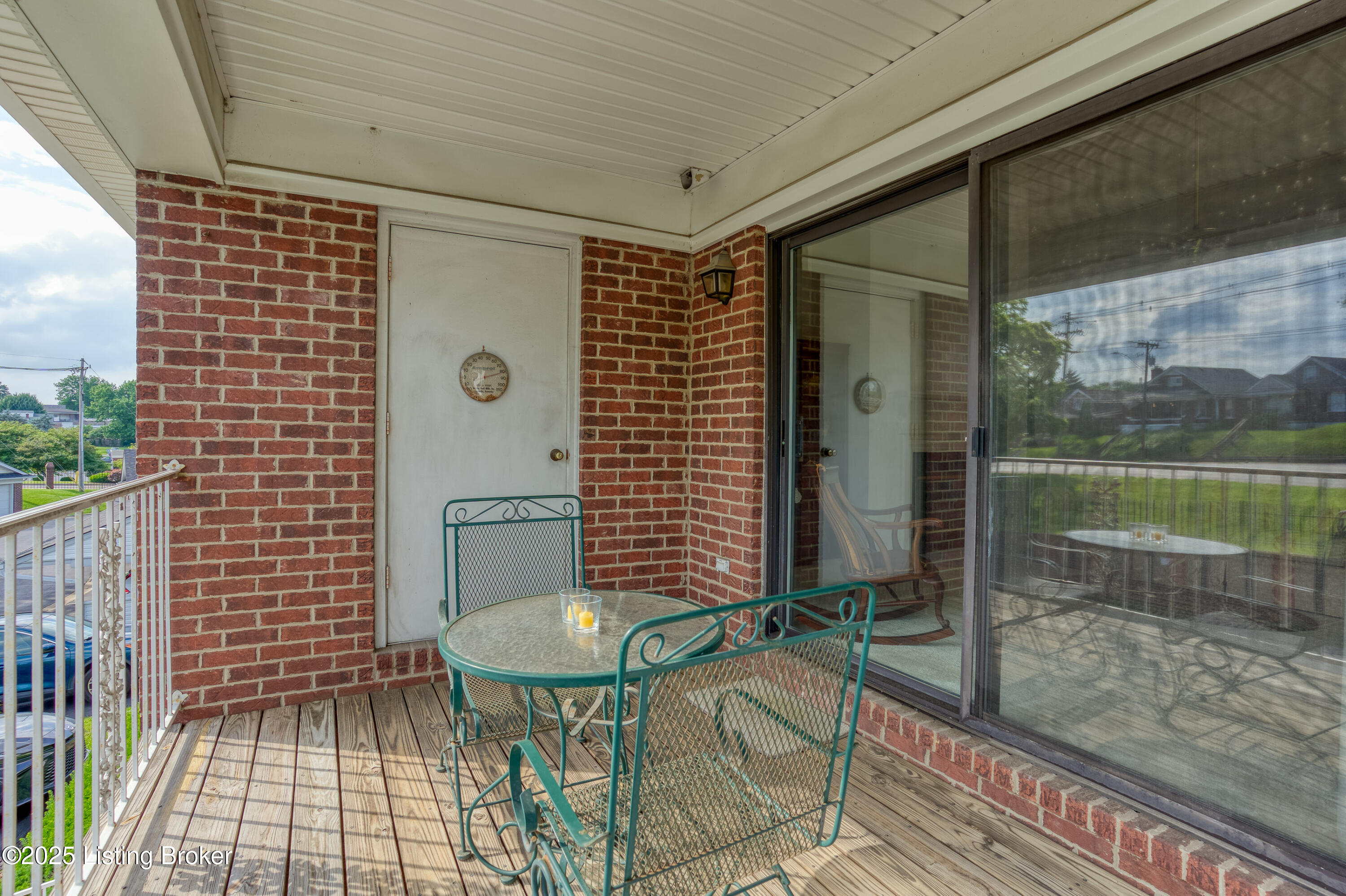 1267 Parkway Gardens Ct, 99