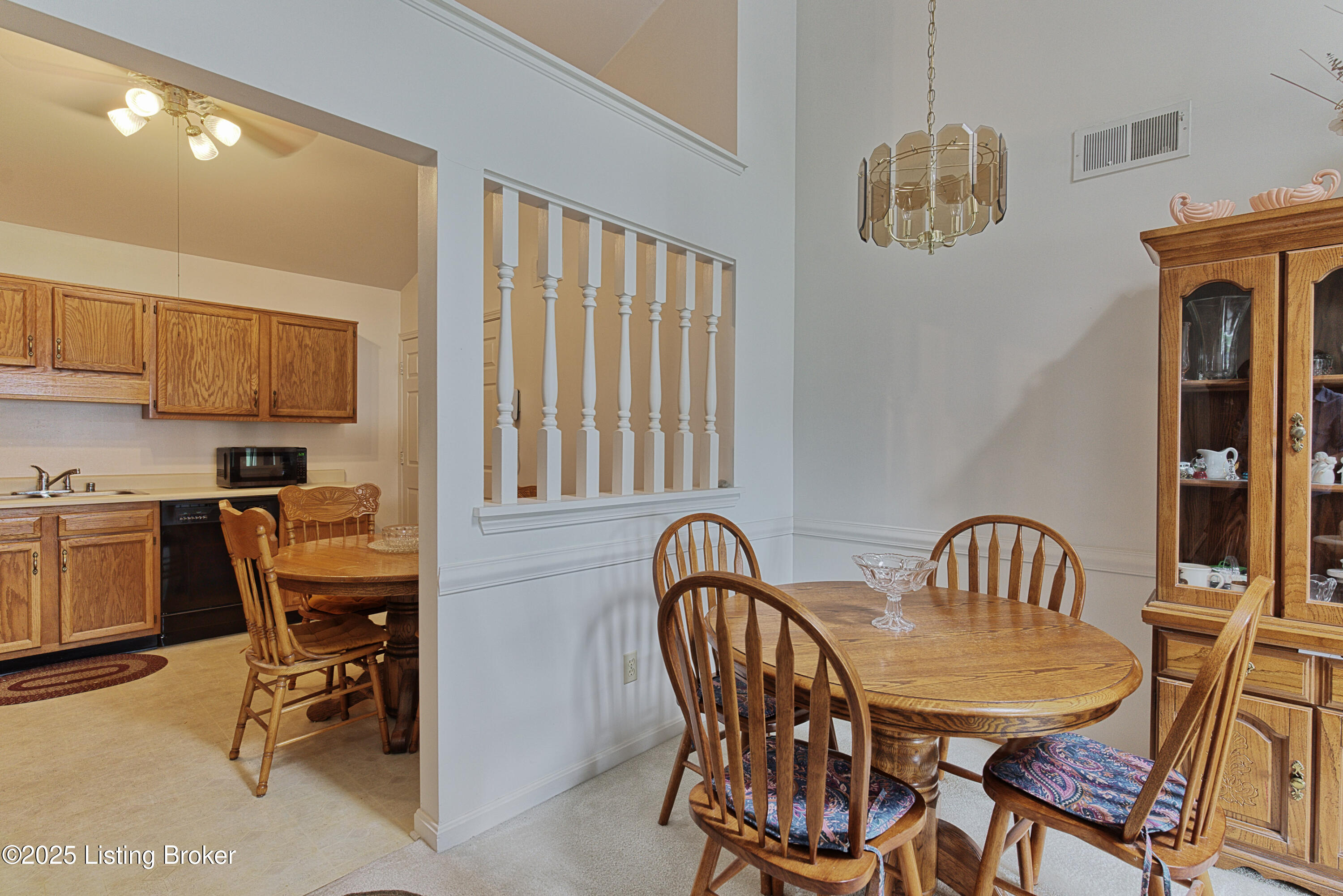 1267 Parkway Gardens Ct, 99