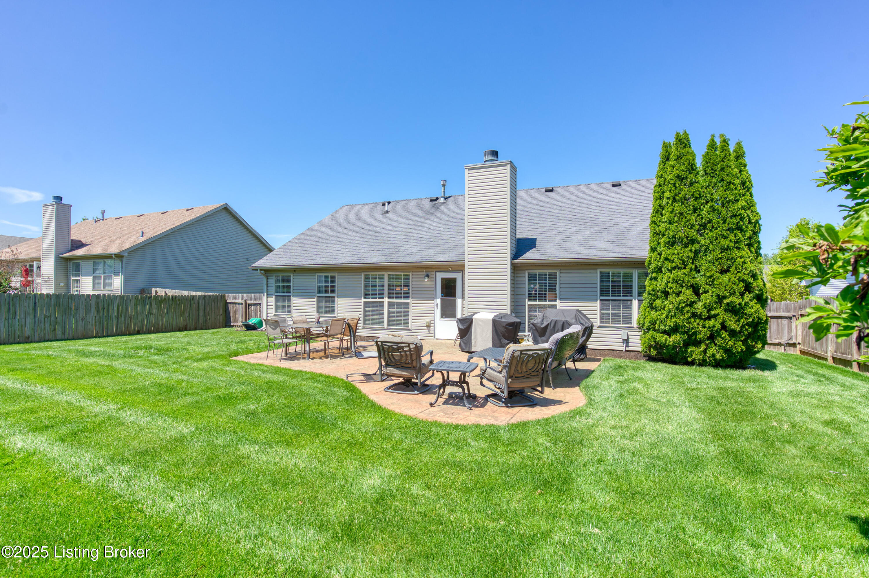 9402 Harlow Ct