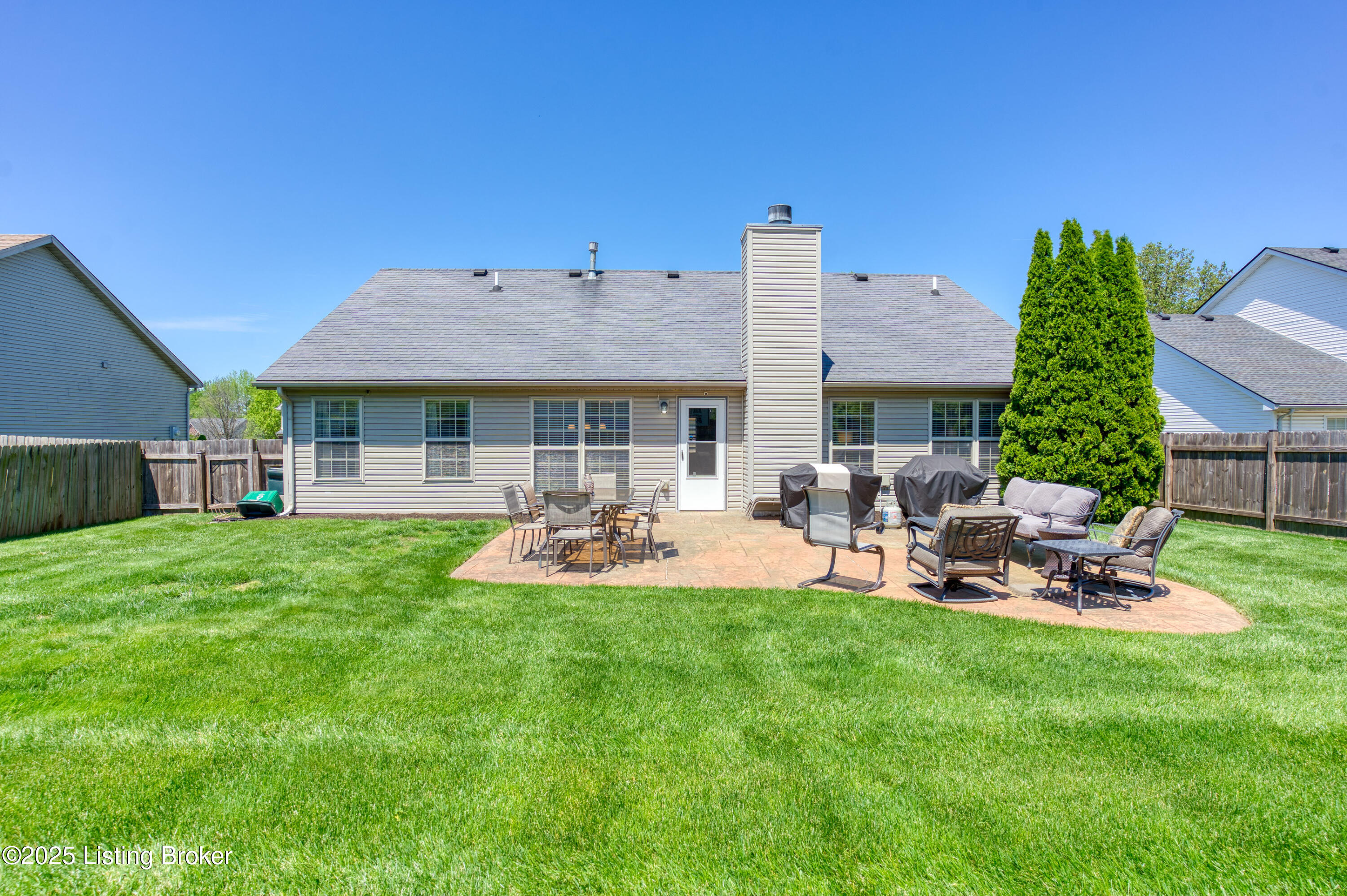 9402 Harlow Ct