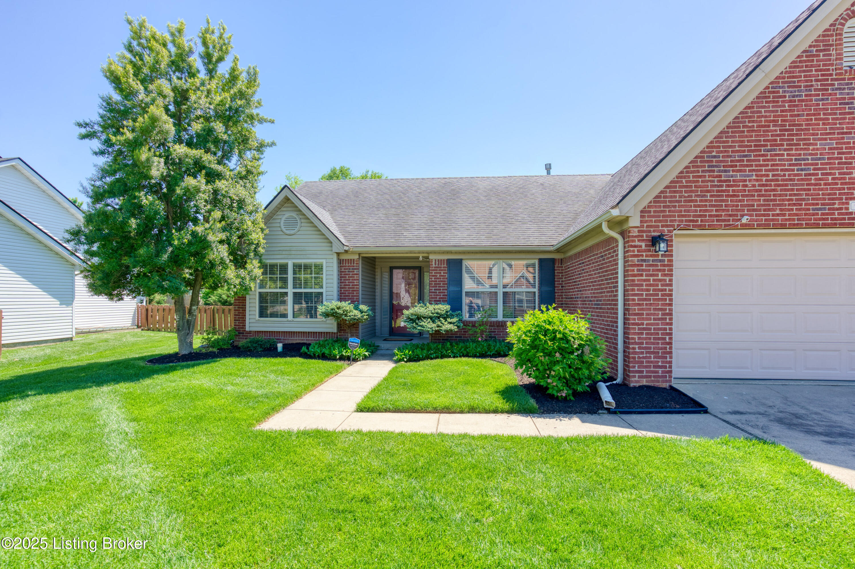 9402 Harlow Ct
