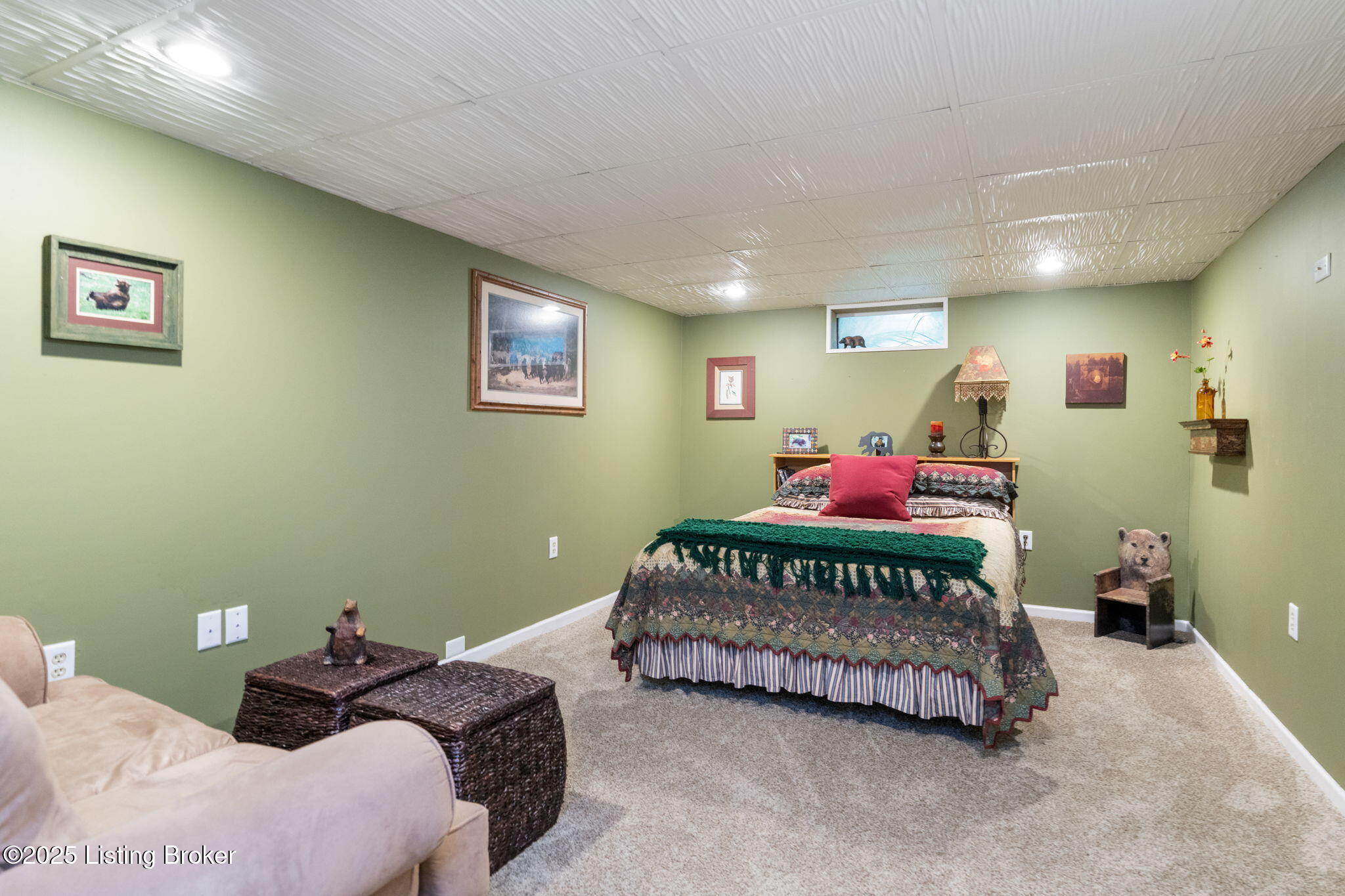 12100 Maplewood Rd