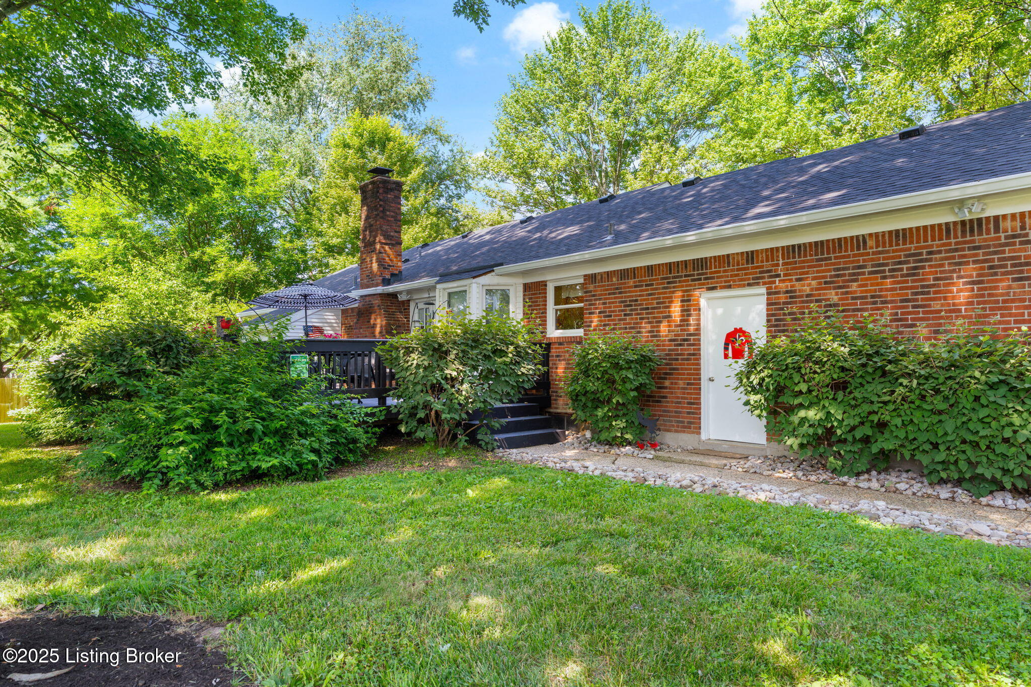 12100 Maplewood Rd