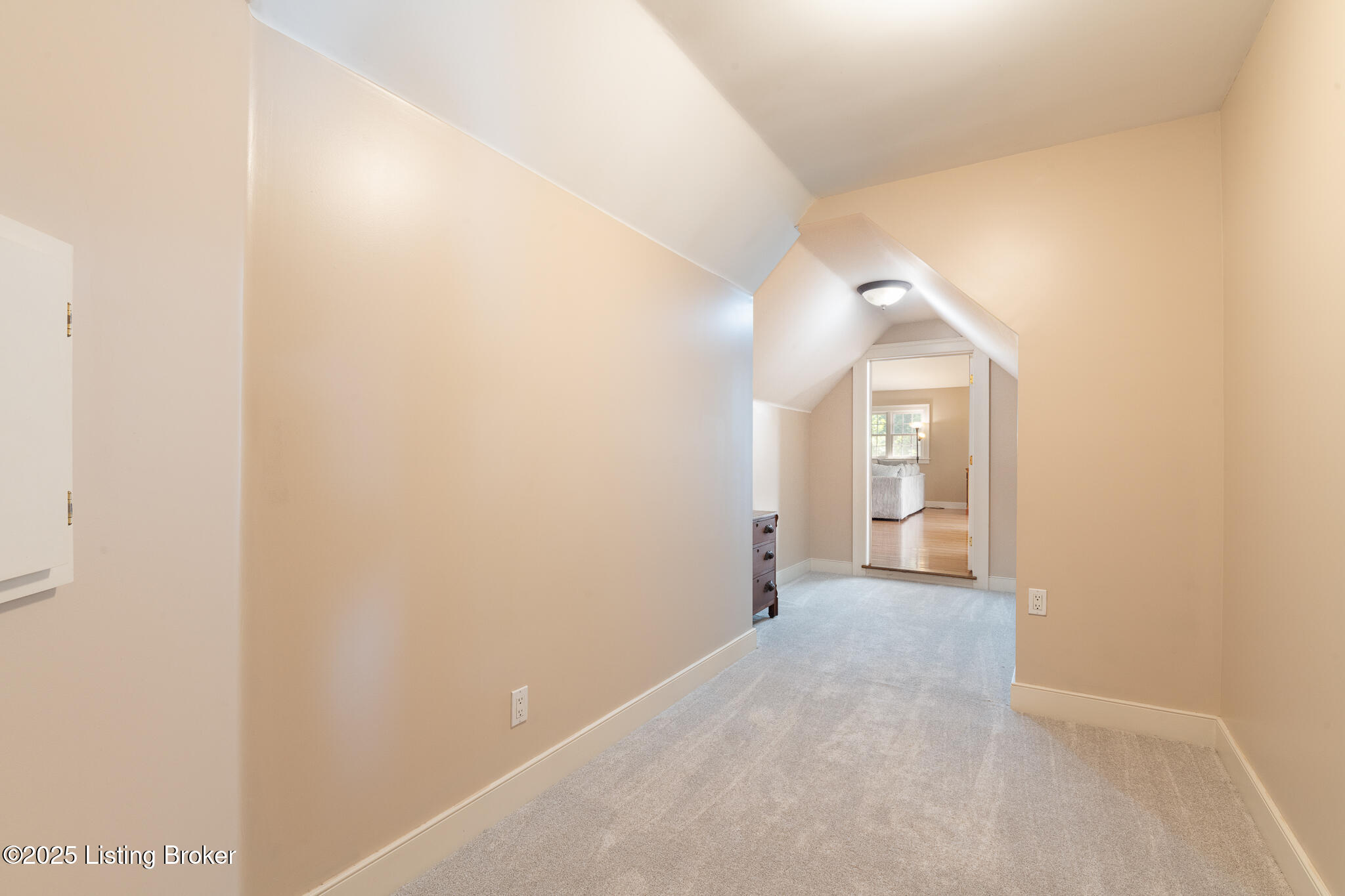 9906 Glen Vista Dr