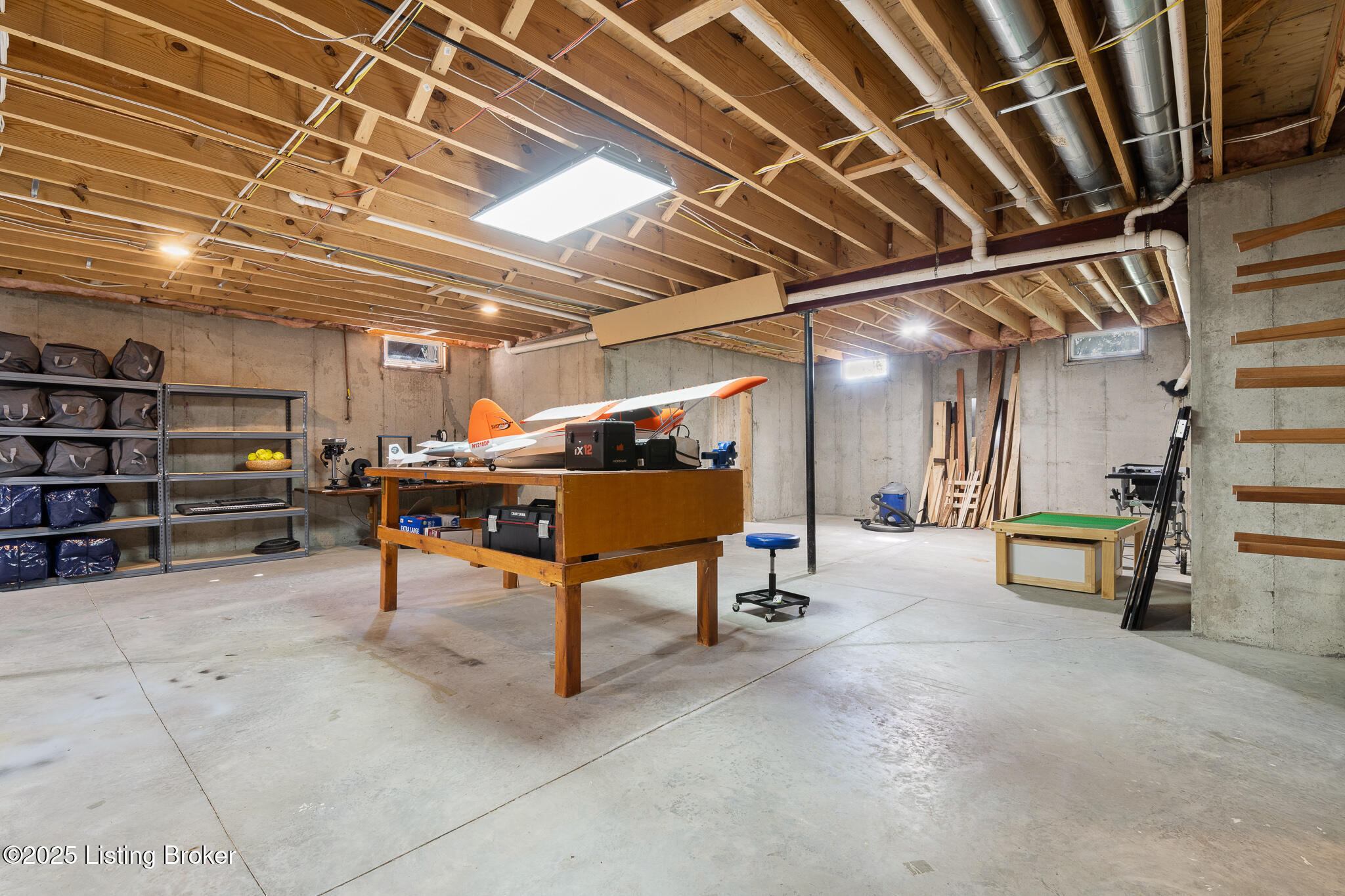 9906 Glen Vista Dr