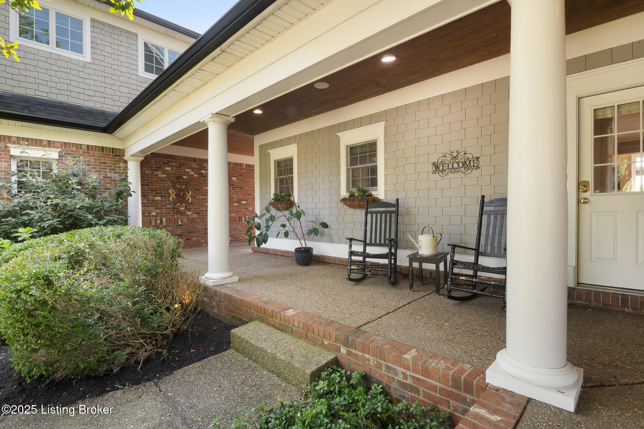 9906 Glen Vista Dr