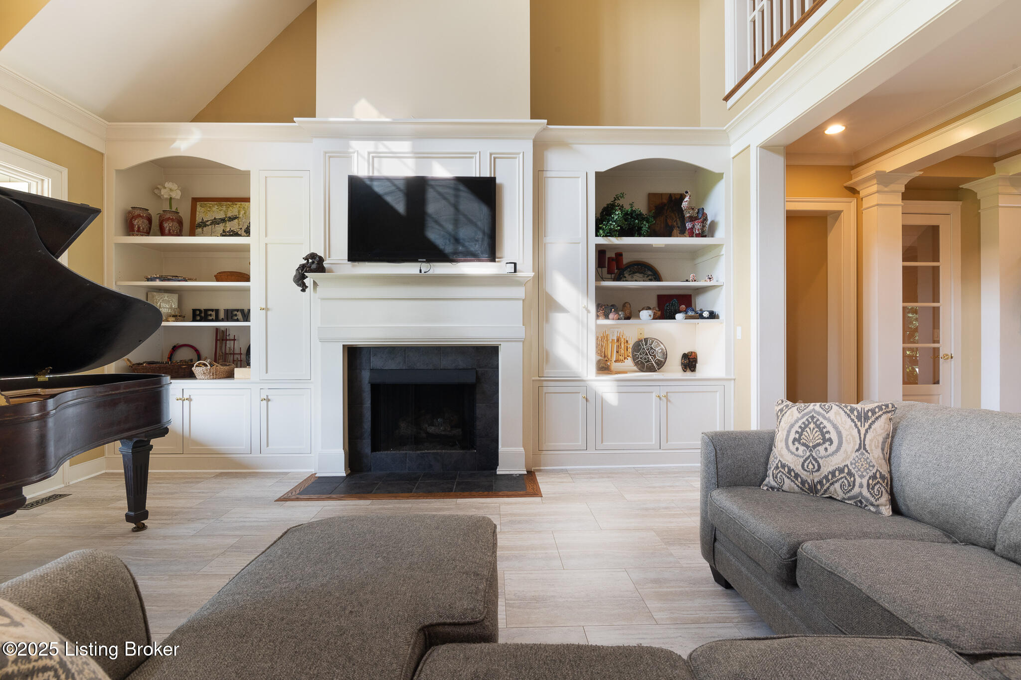 9906 Glen Vista Dr