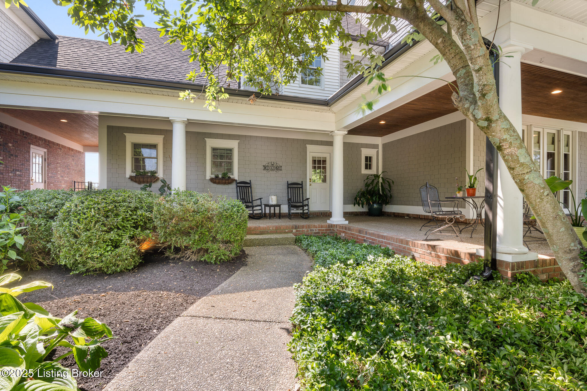9906 Glen Vista Dr