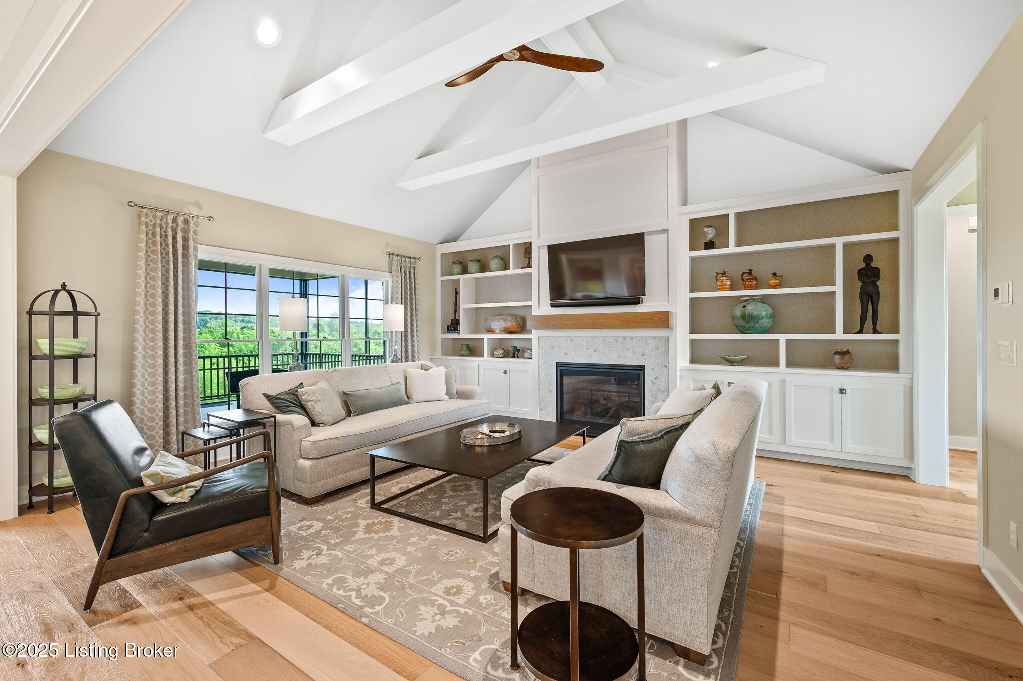 3902 Clarke Pointe Ct