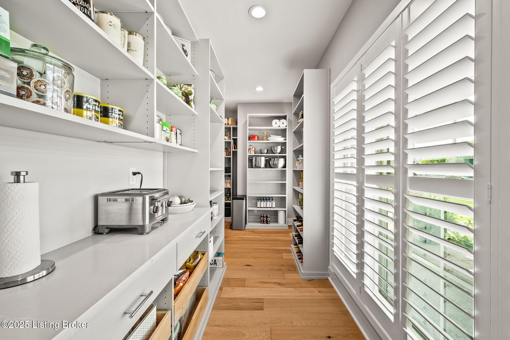 3902 Clarke Pointe Ct