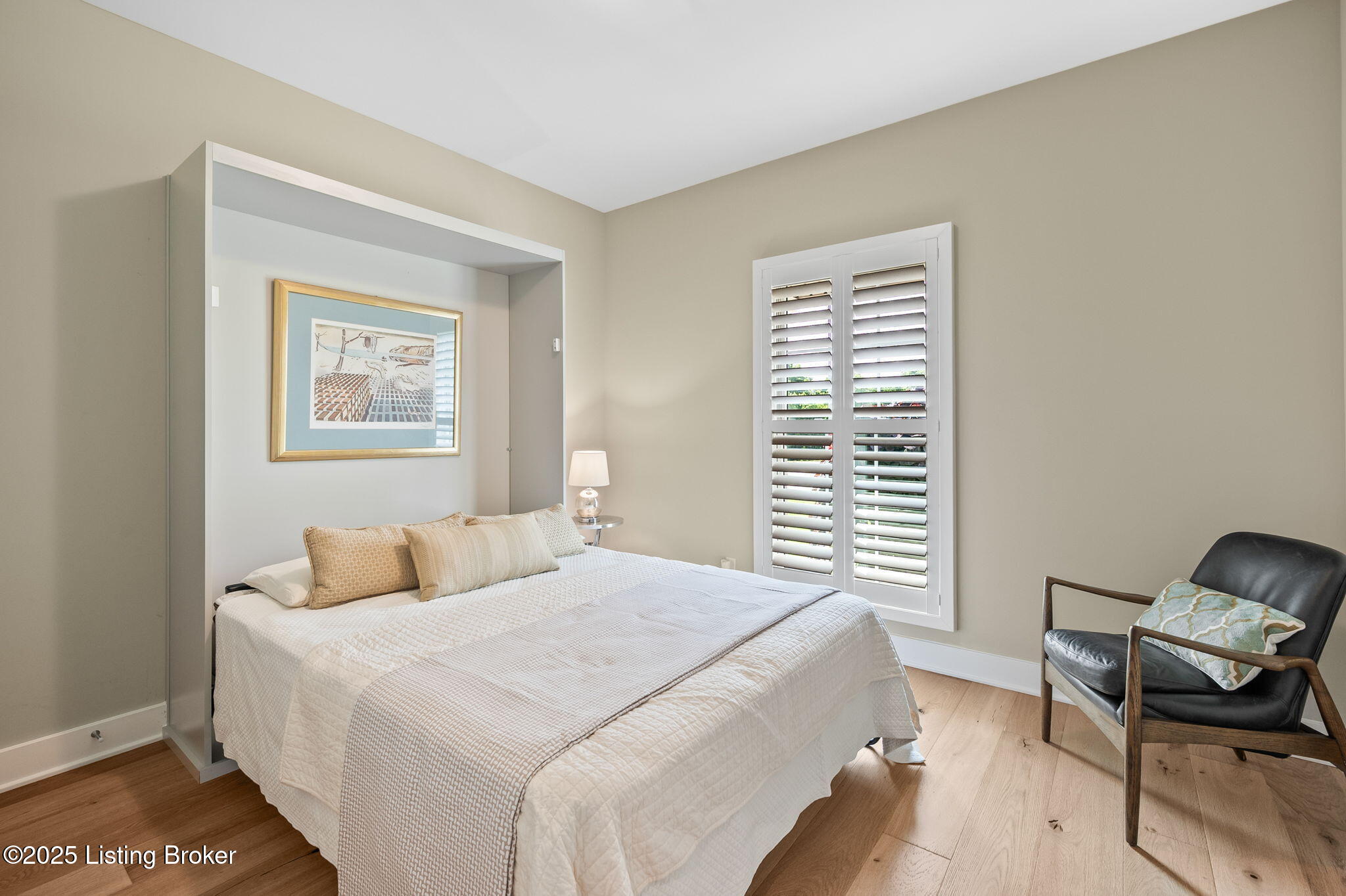 3902 Clarke Pointe Ct