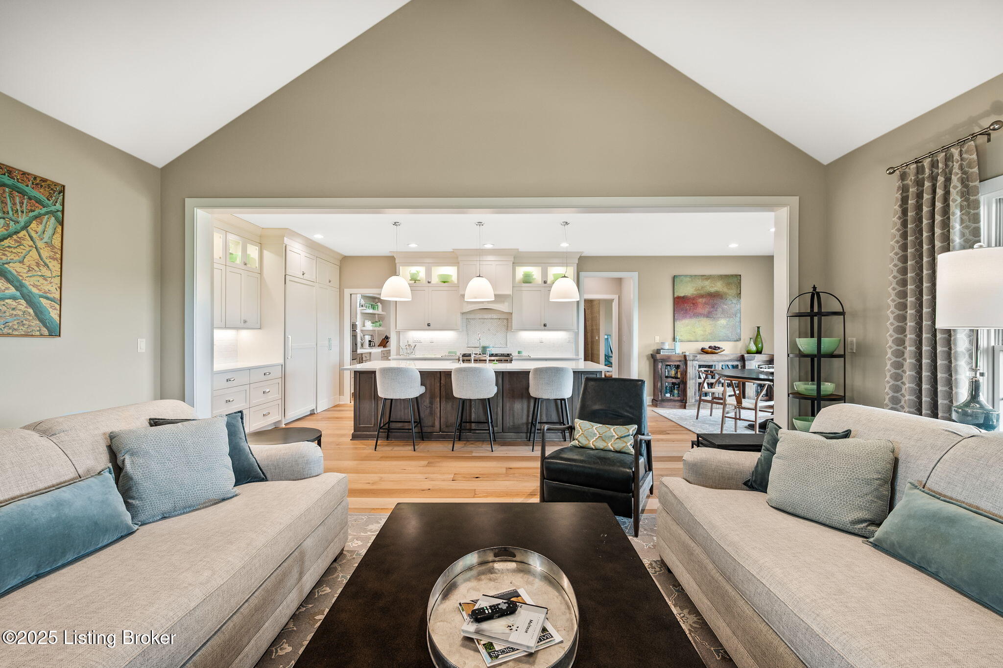 3902 Clarke Pointe Ct