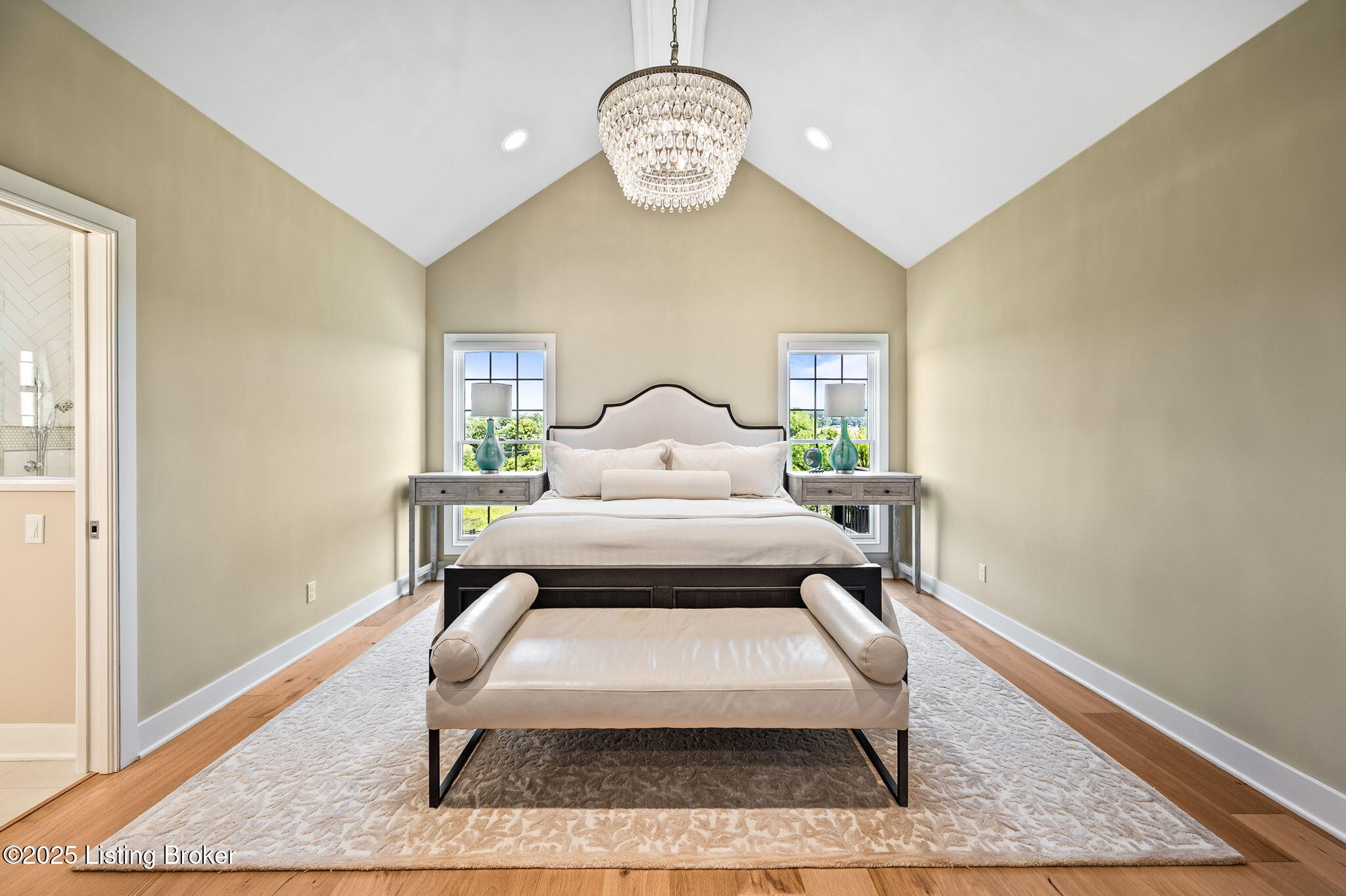 3902 Clarke Pointe Ct