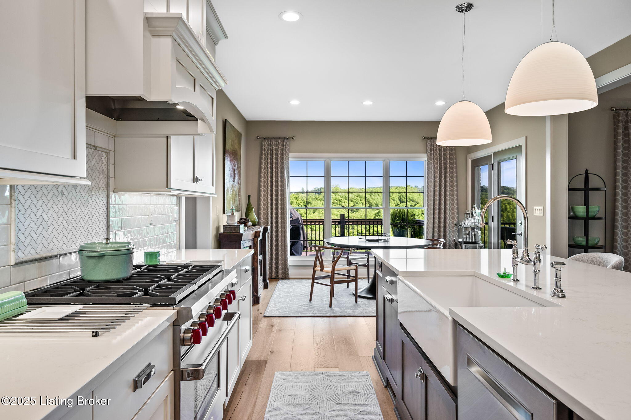 3902 Clarke Pointe Ct