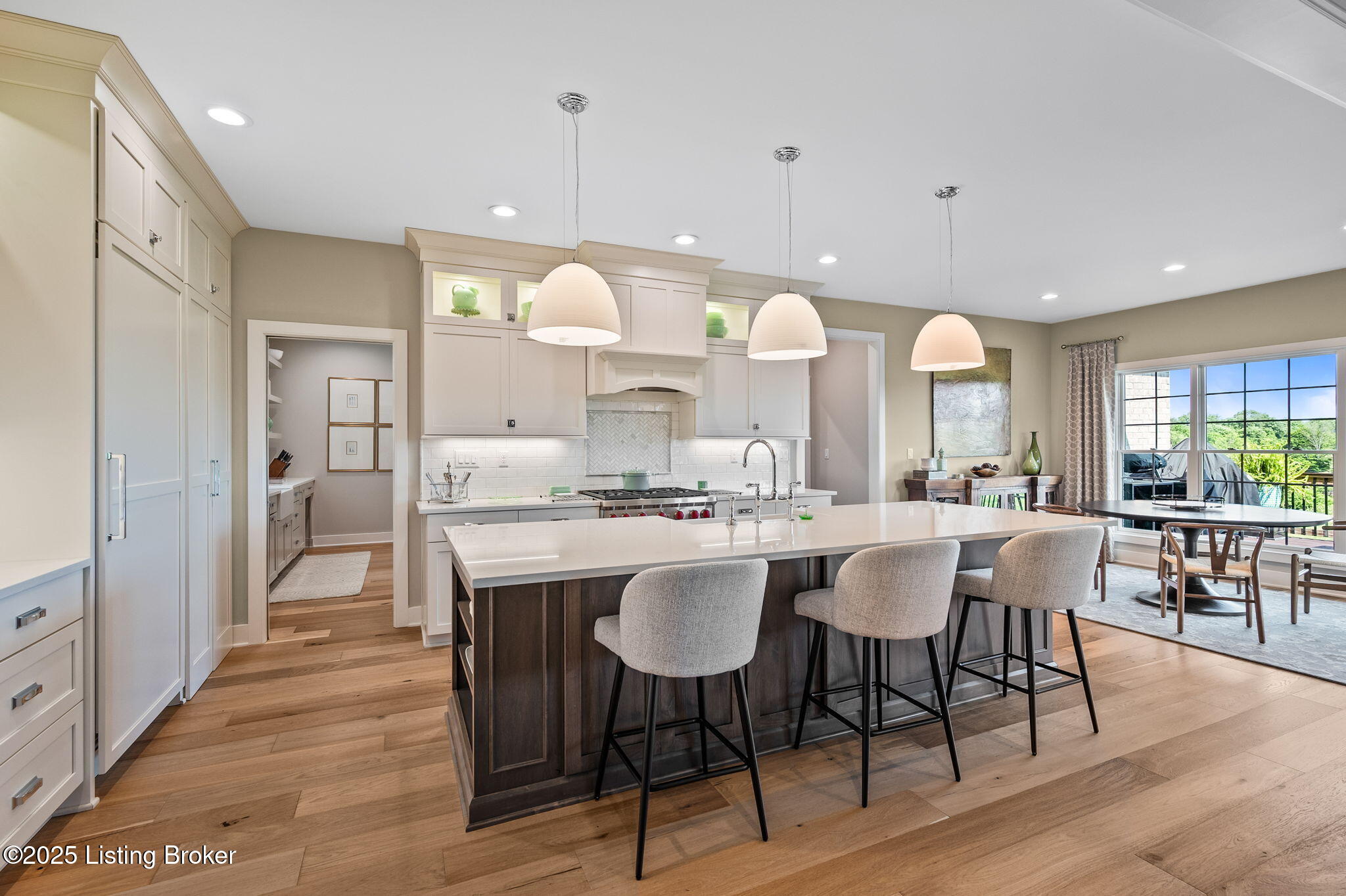 3902 Clarke Pointe Ct