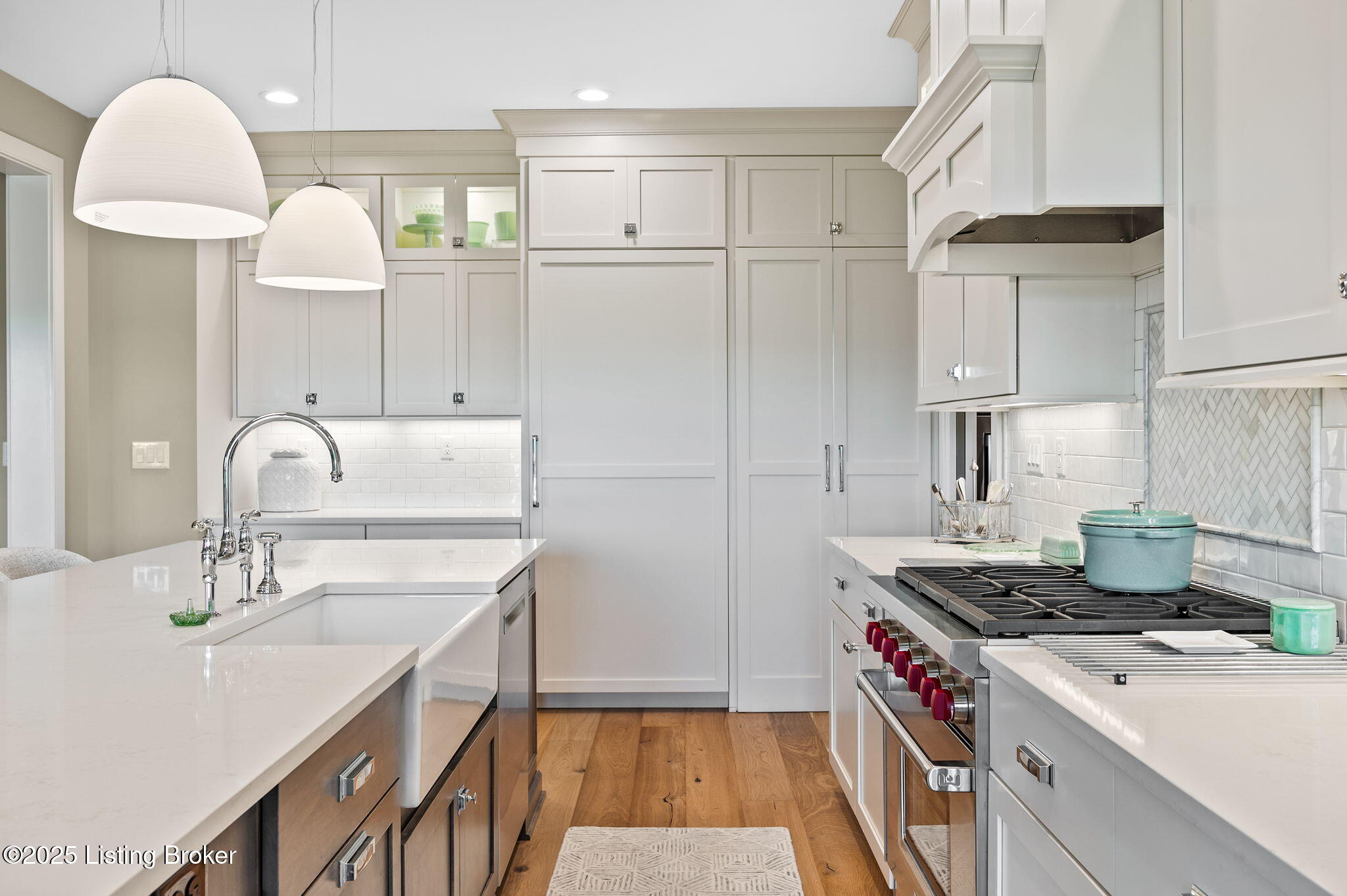 3902 Clarke Pointe Ct