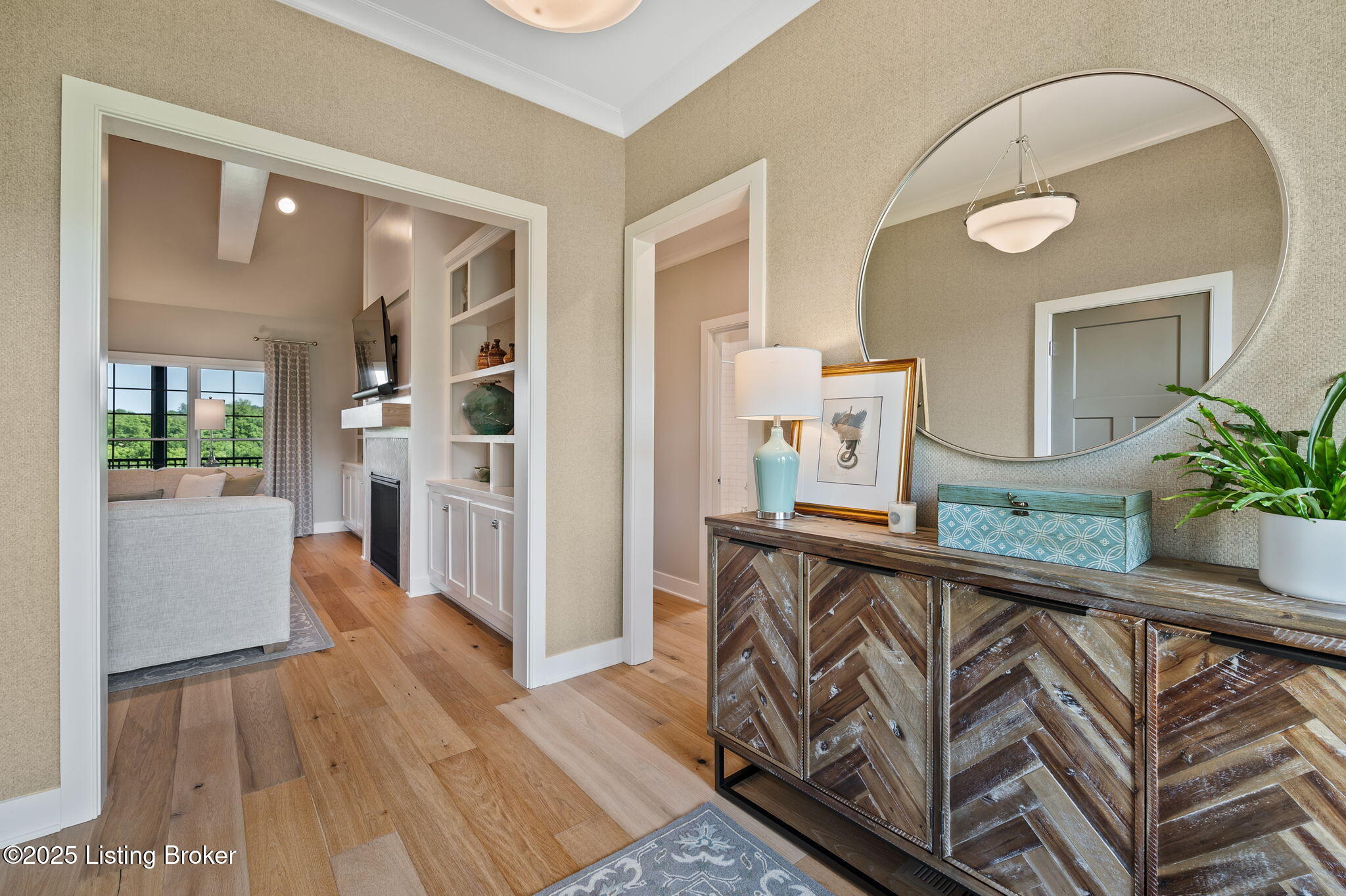 3902 Clarke Pointe Ct