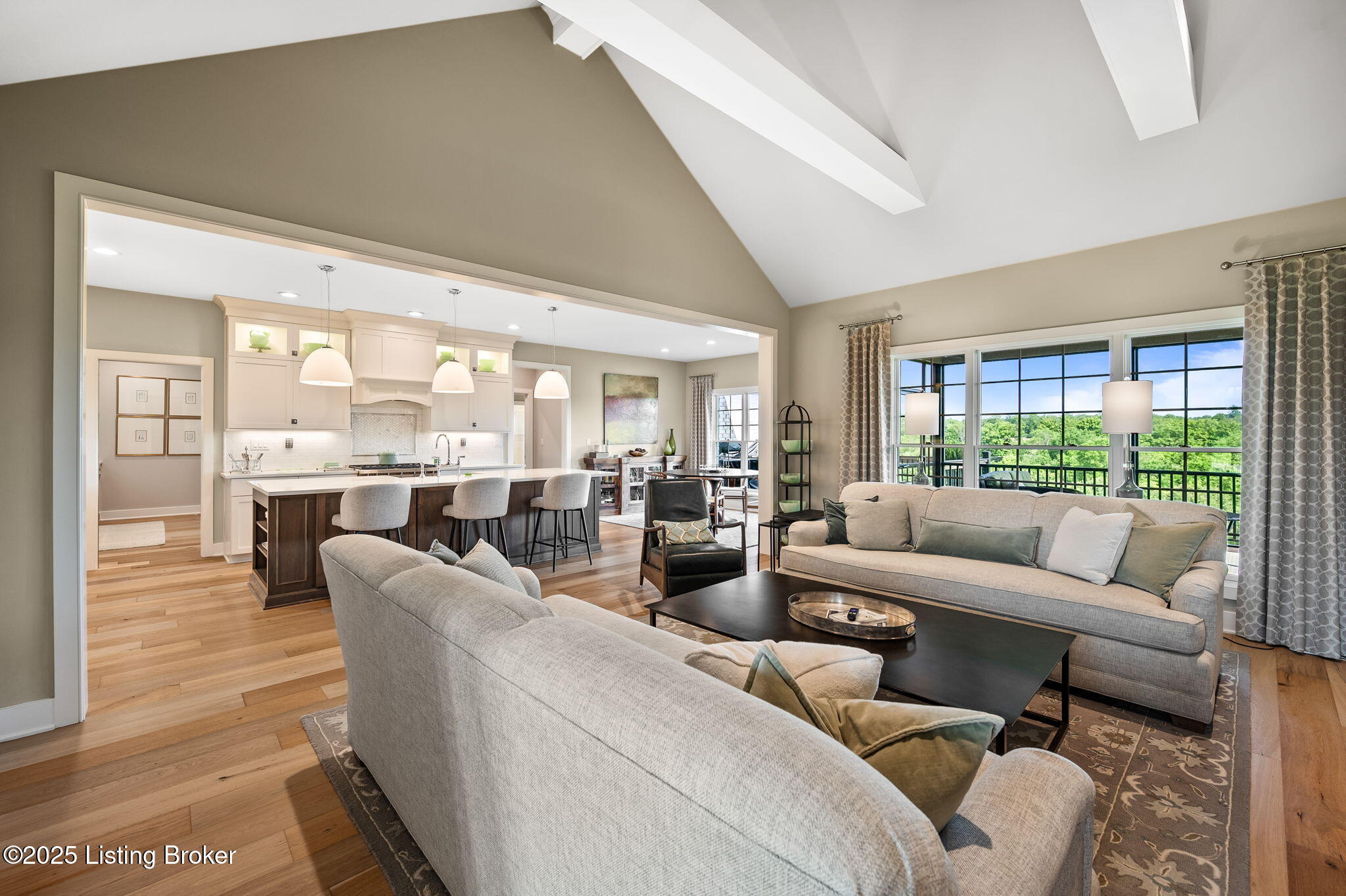 3902 Clarke Pointe Ct