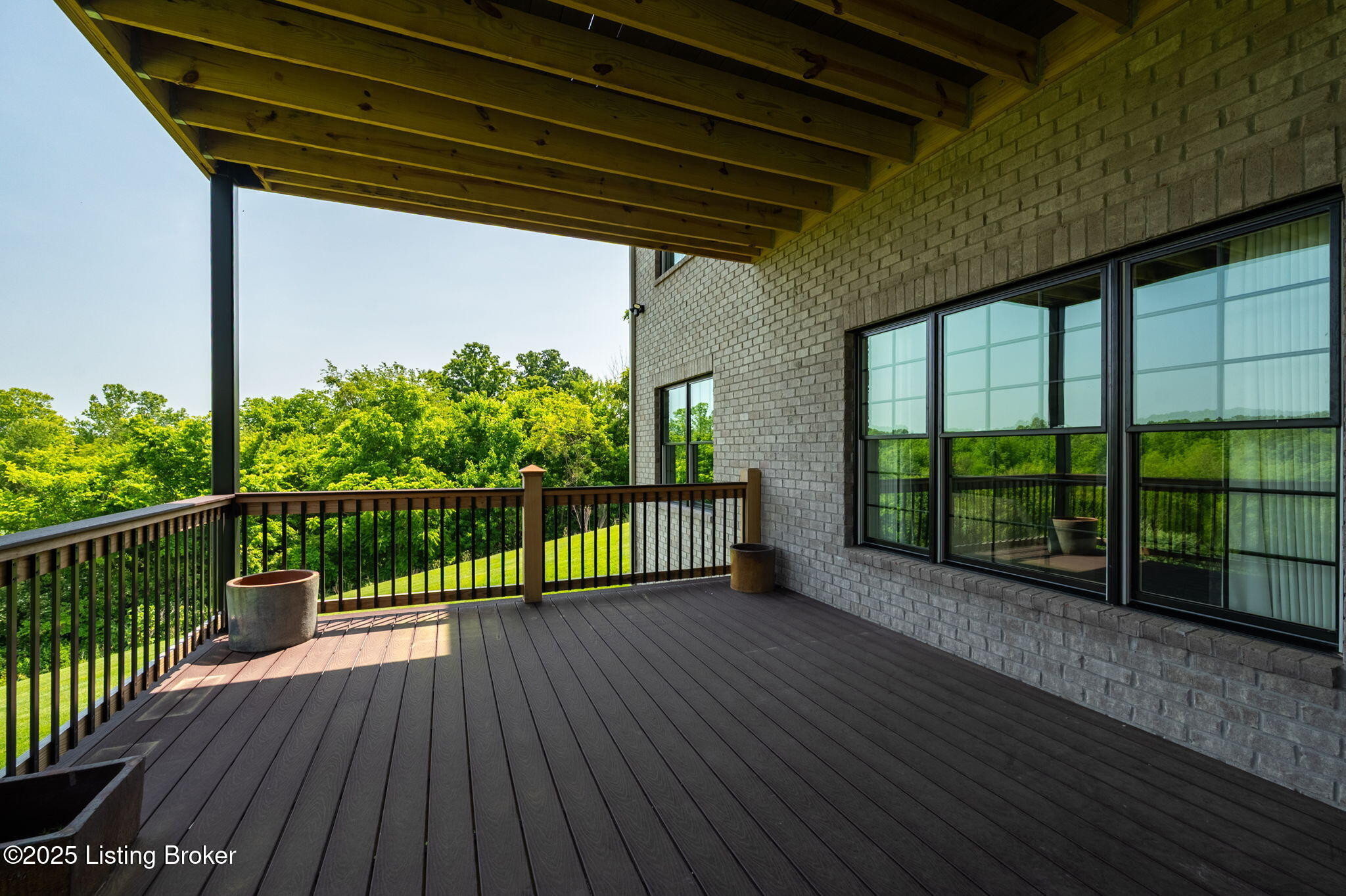 3902 Clarke Pointe Ct