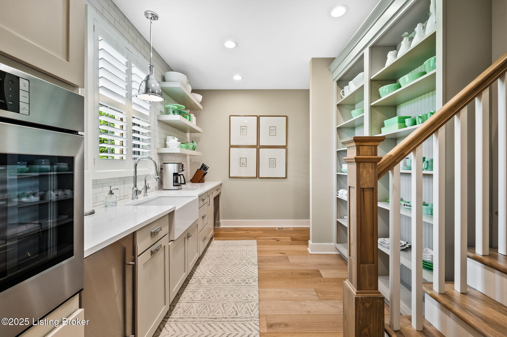 3902 Clarke Pointe Ct