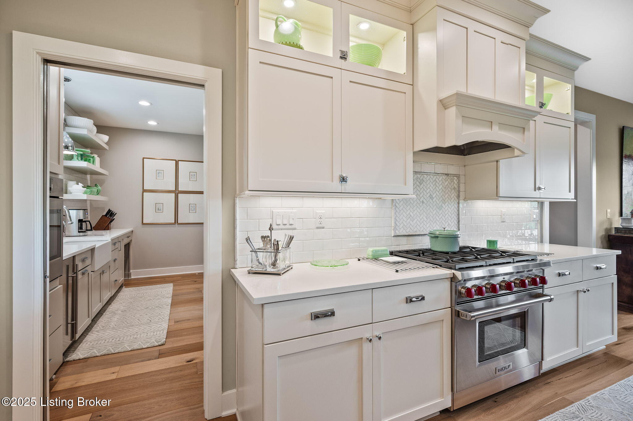 3902 Clarke Pointe Ct