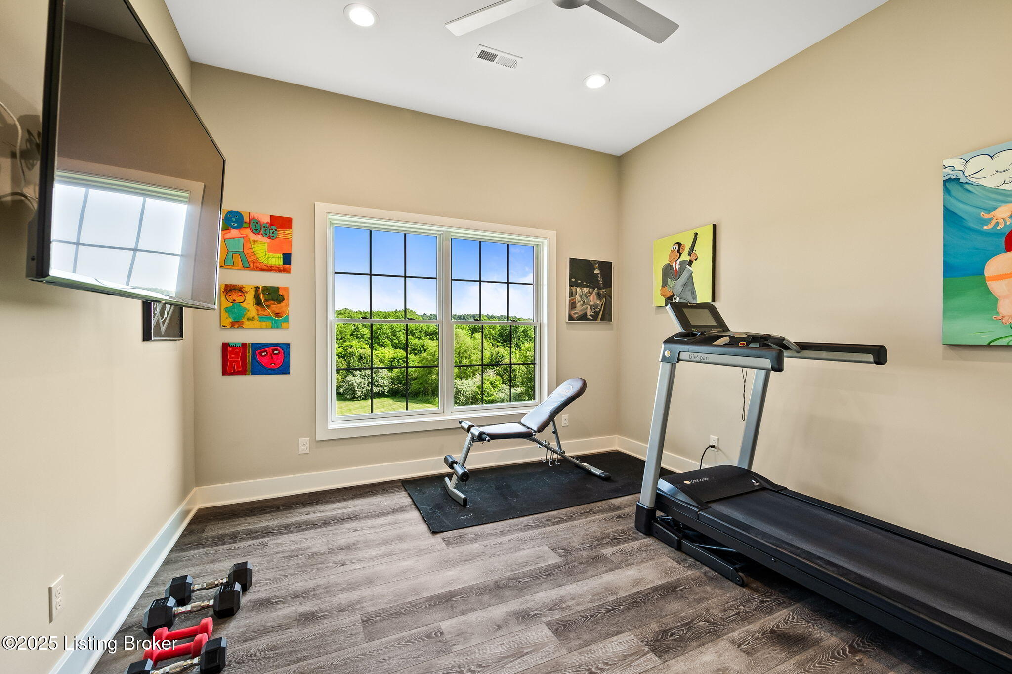 3902 Clarke Pointe Ct