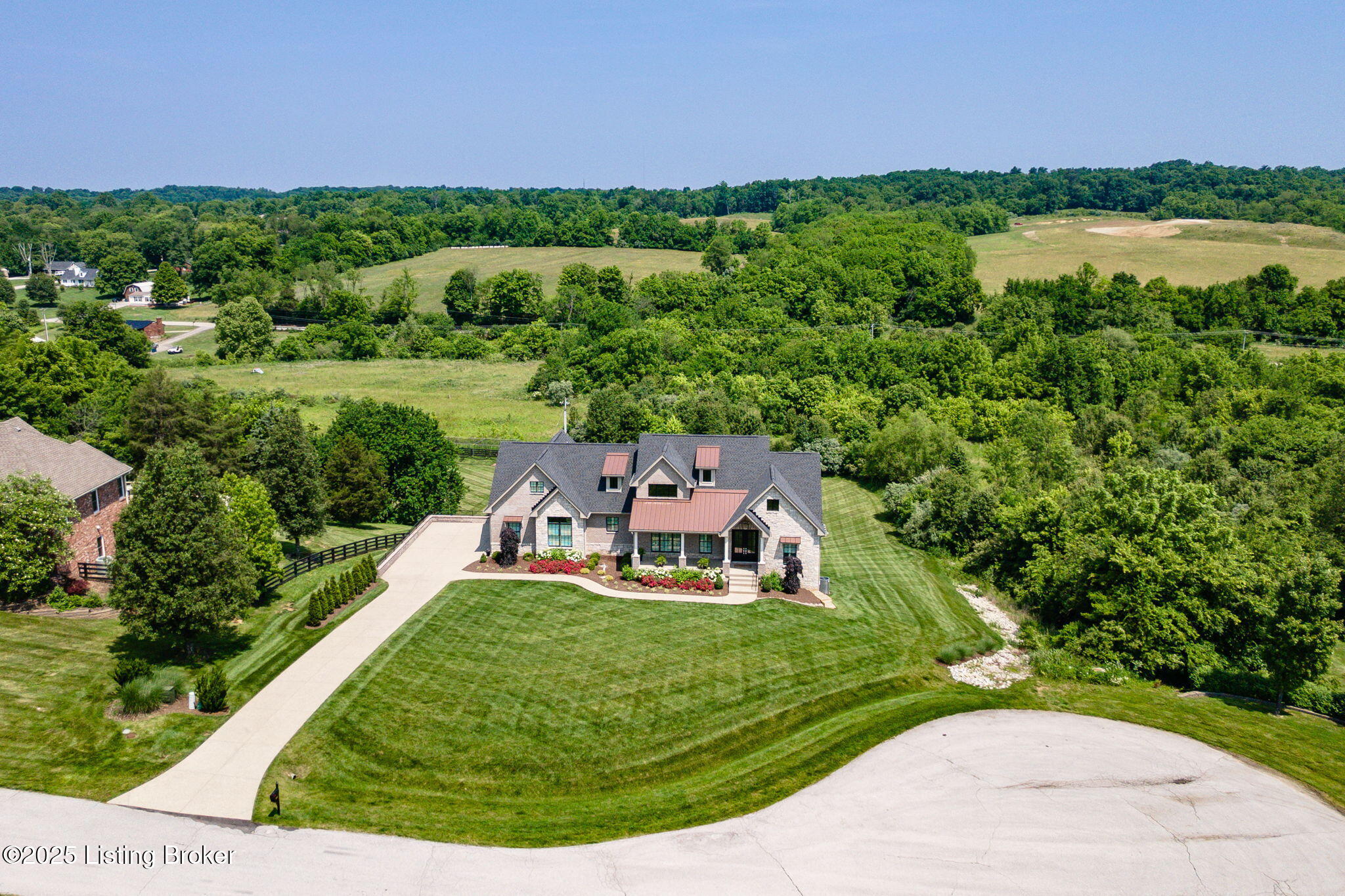 3902 Clarke Pointe Ct