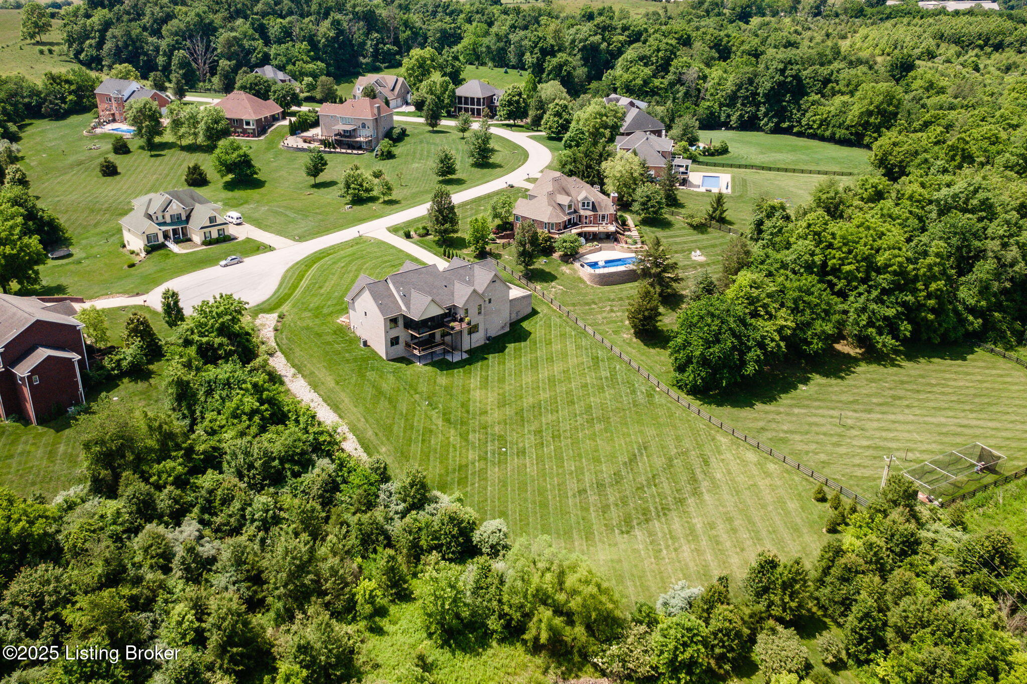 3902 Clarke Pointe Ct