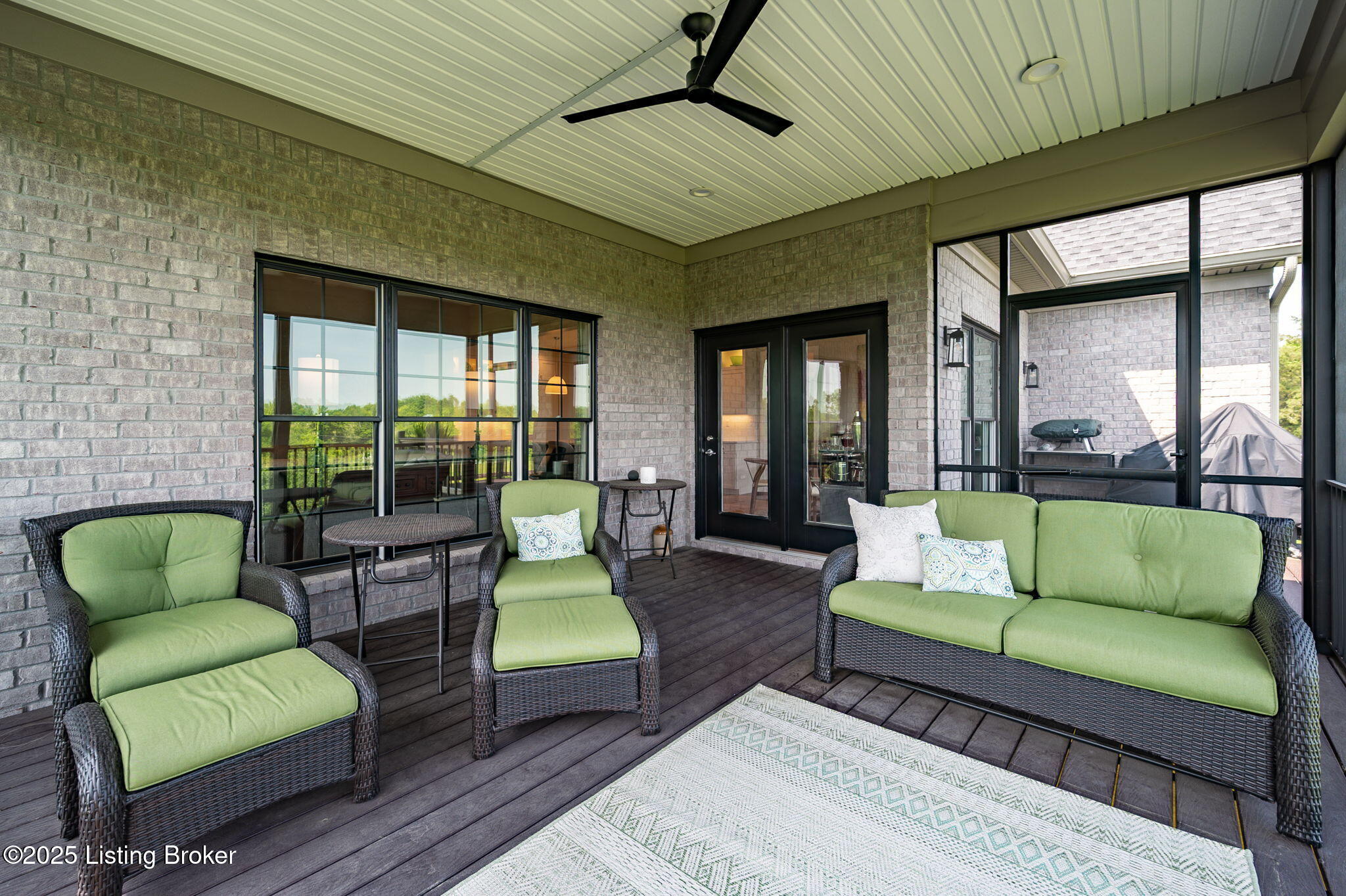 3902 Clarke Pointe Ct