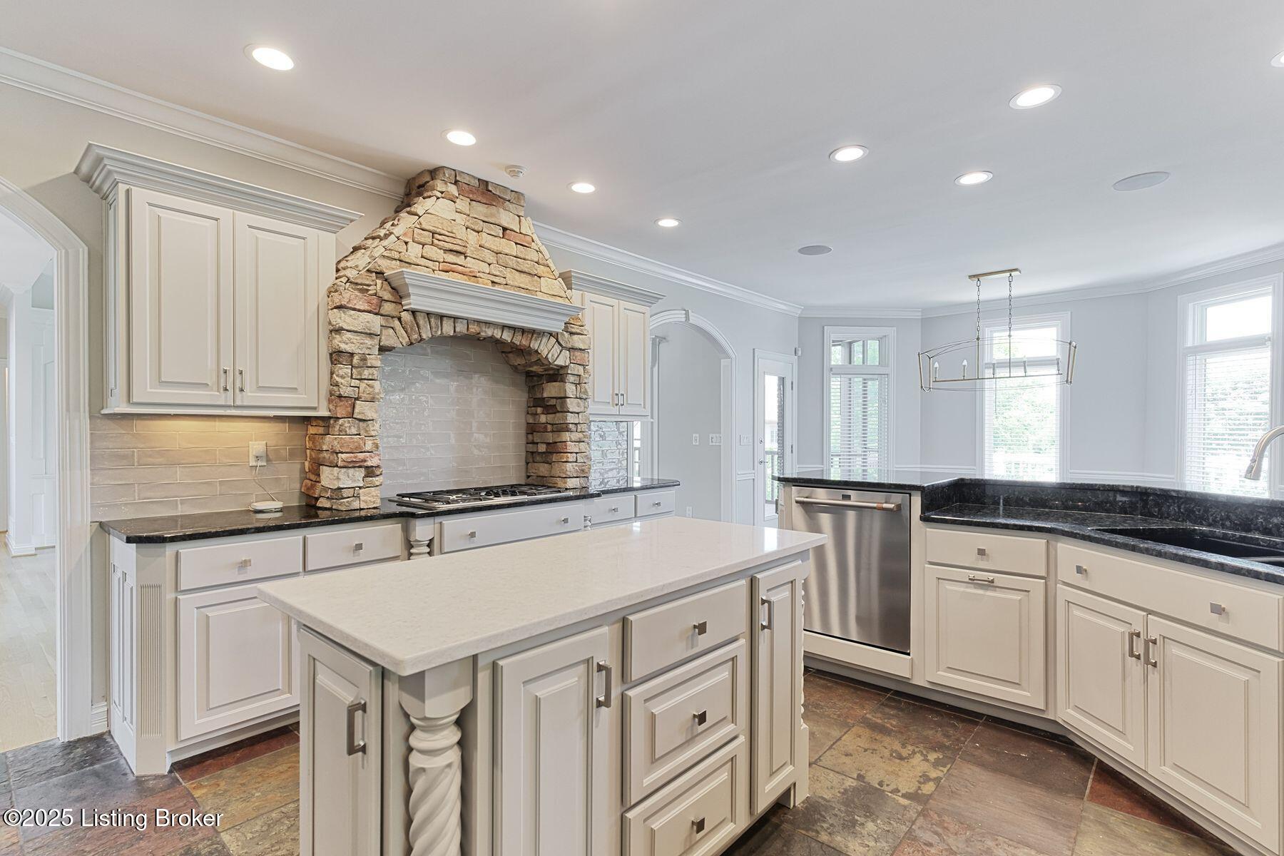 18806 Weatherford Cir