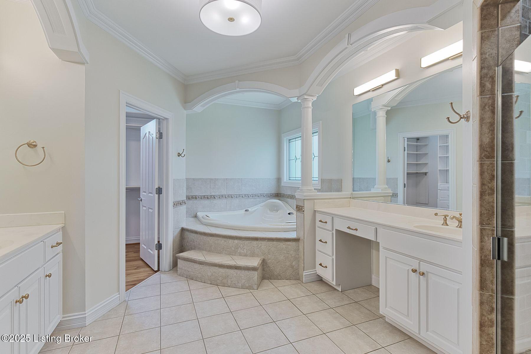 18806 Weatherford Cir