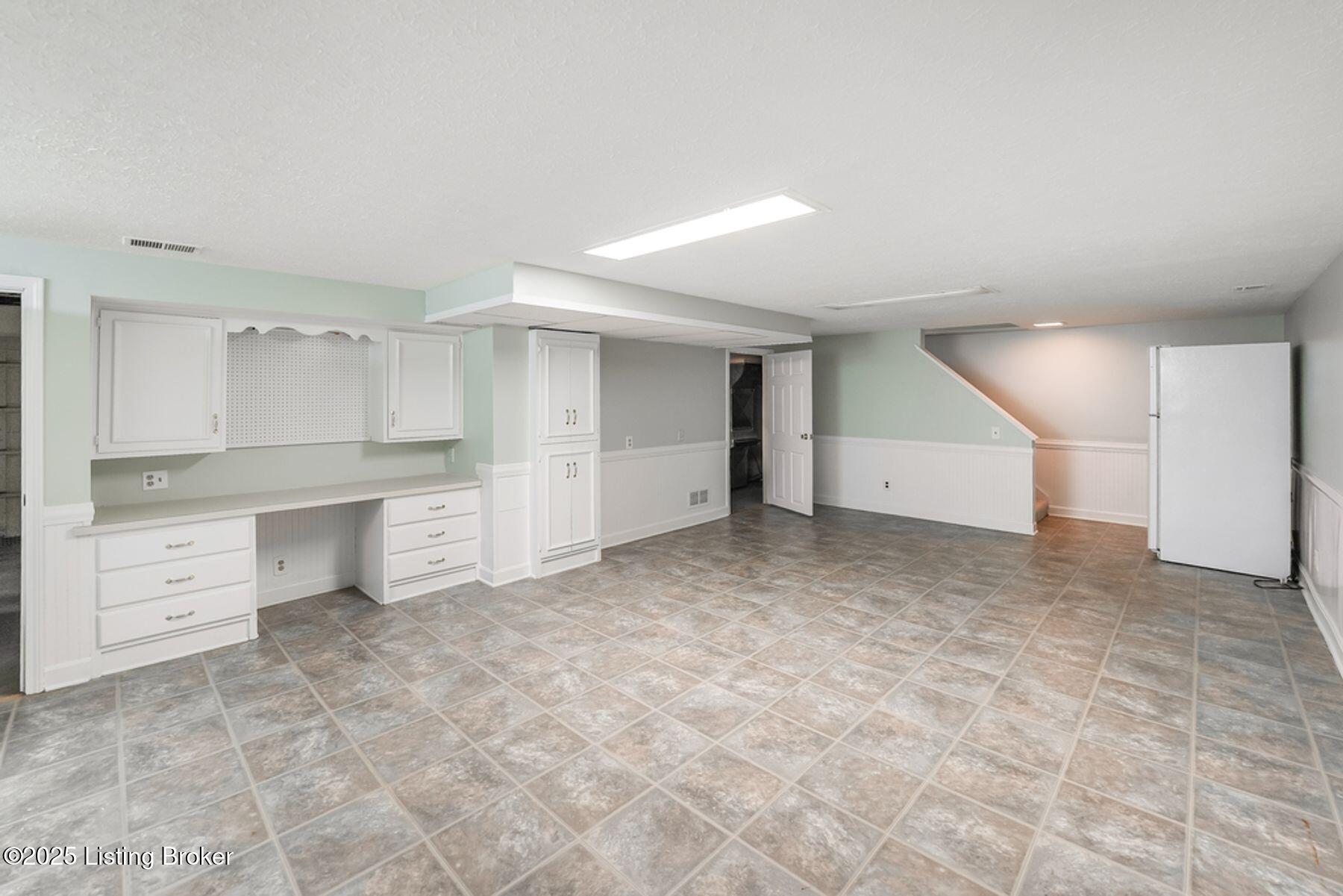 2403 Chadford Way