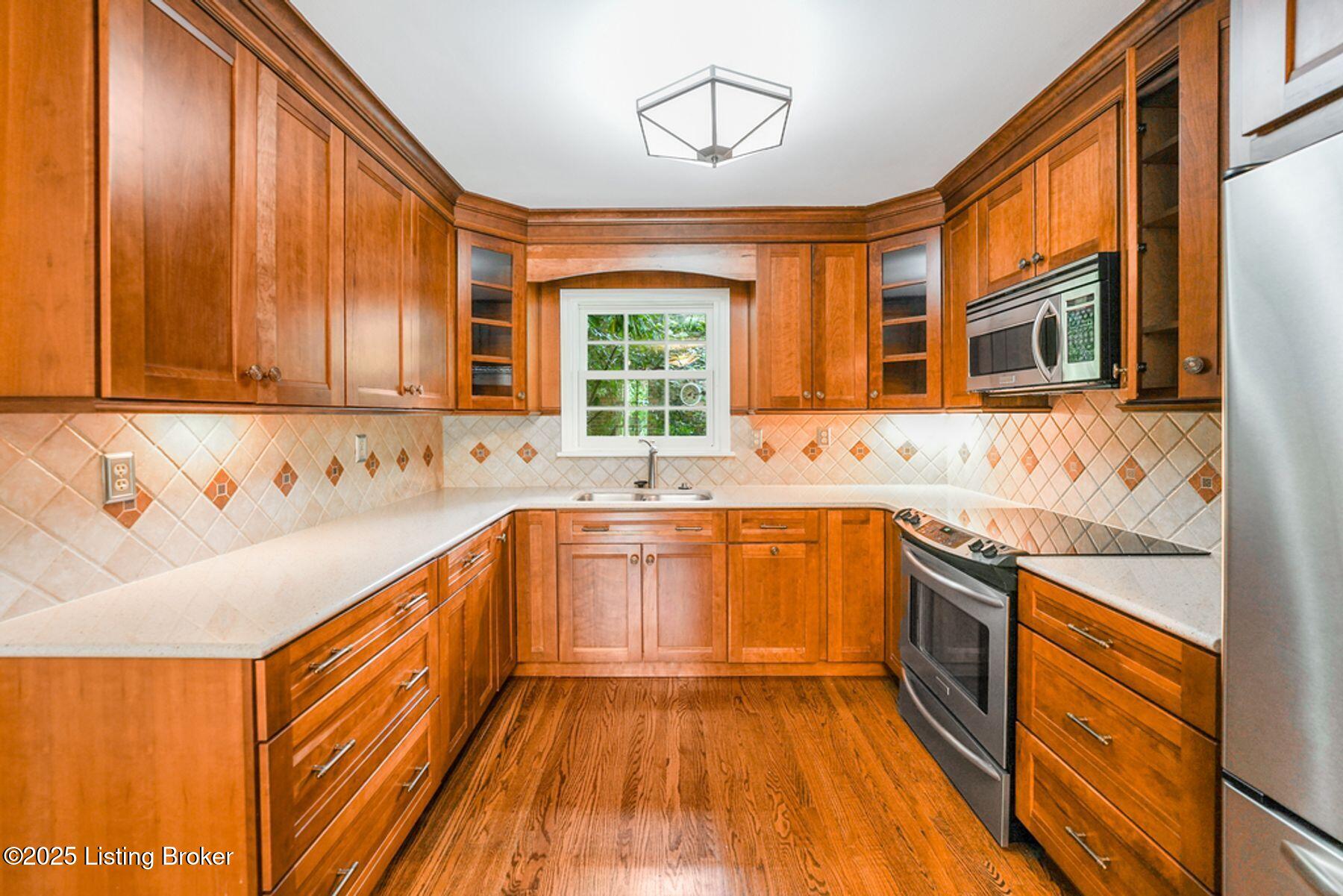 2403 Chadford Way