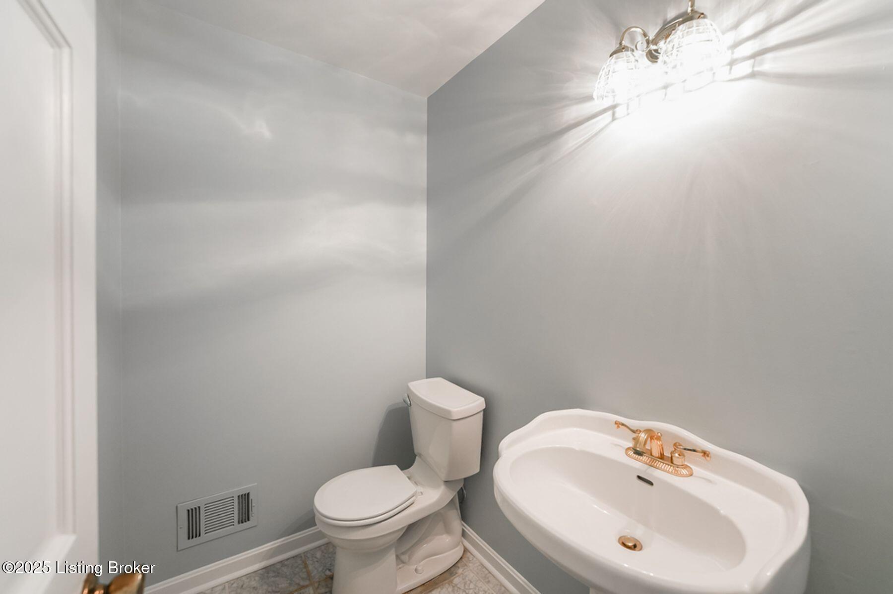 2403 Chadford Way