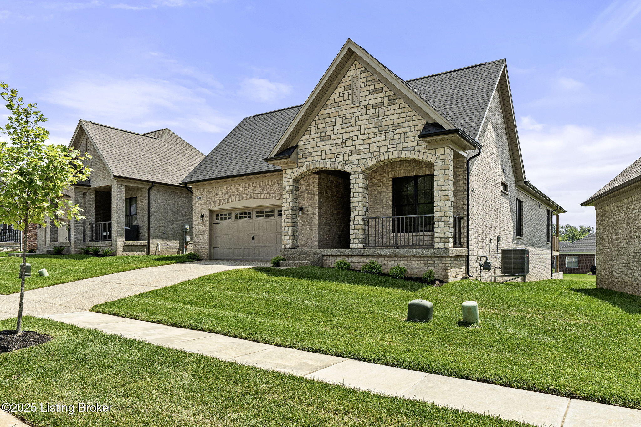 11616 Victoria Falls Ln