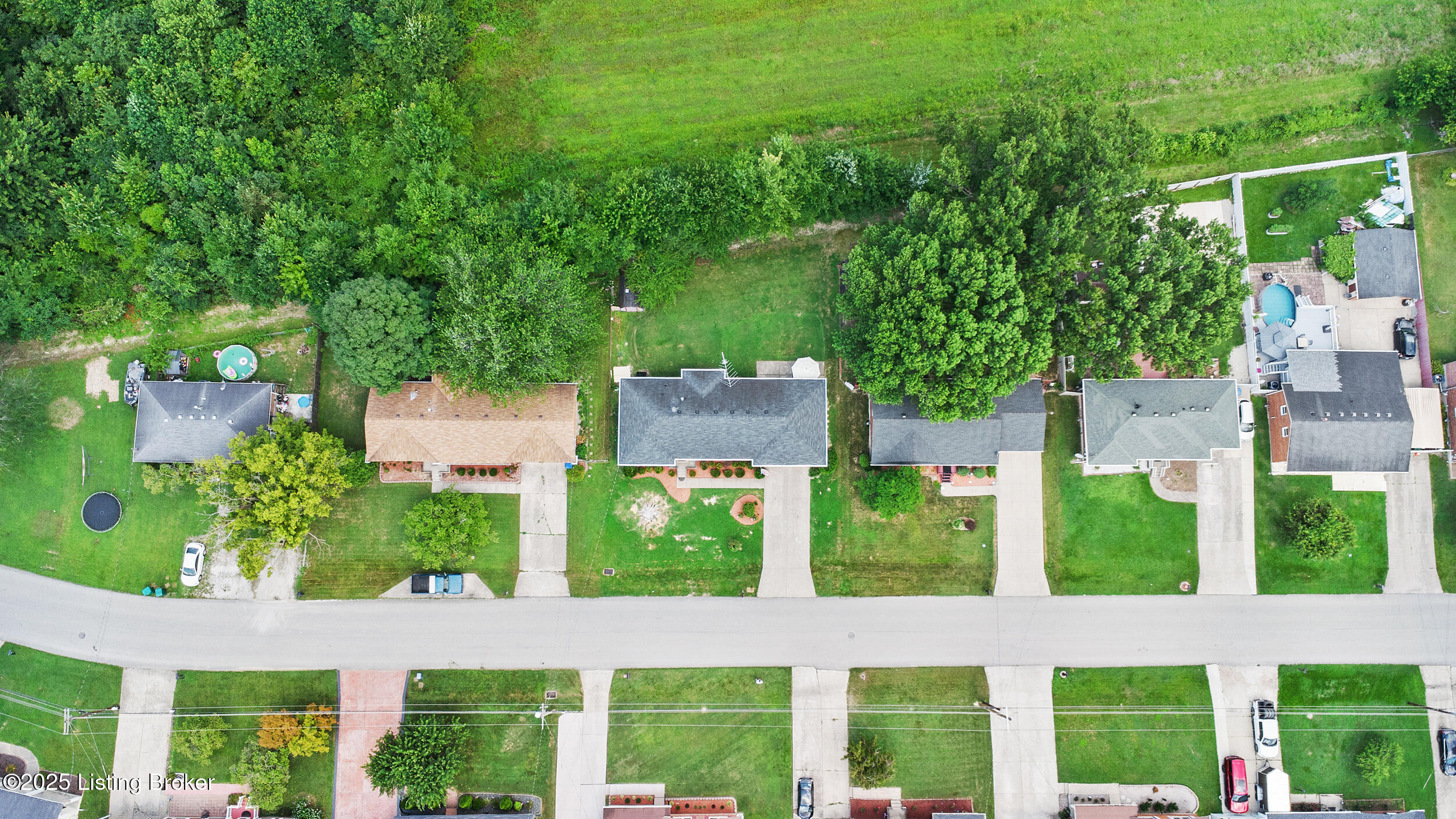 4005 Pinecroft Dr