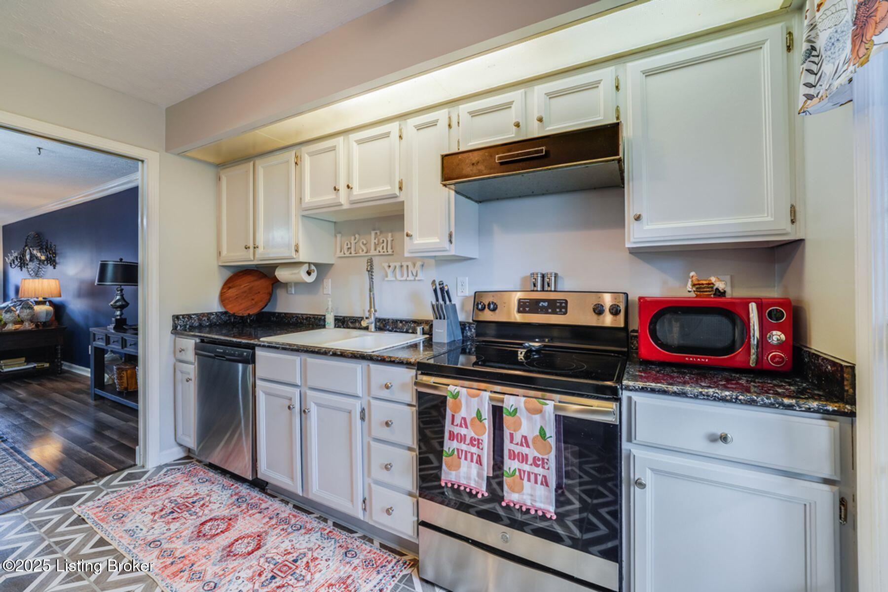 3811 Taylorsville Rd