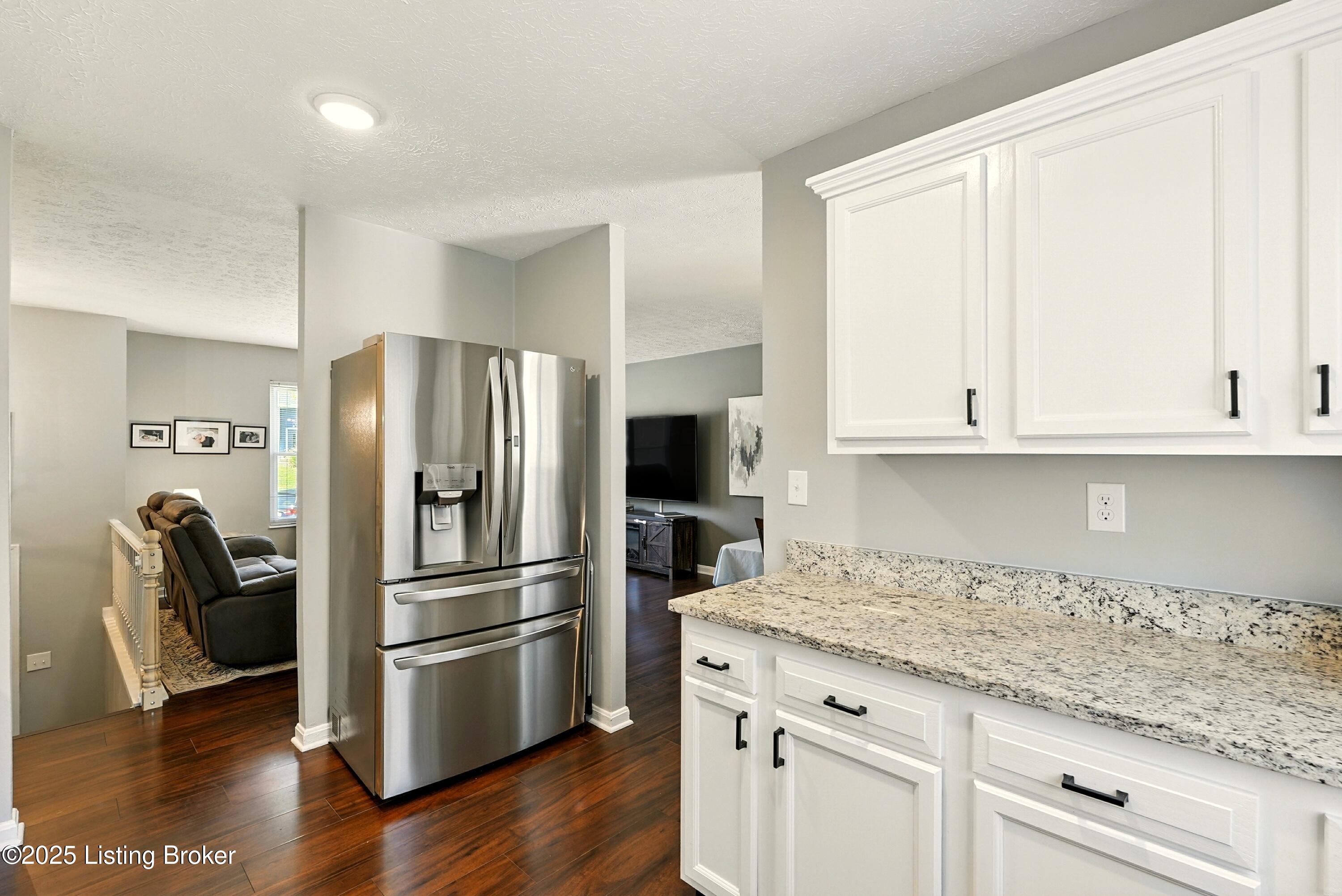 7503 Foxtail Pl