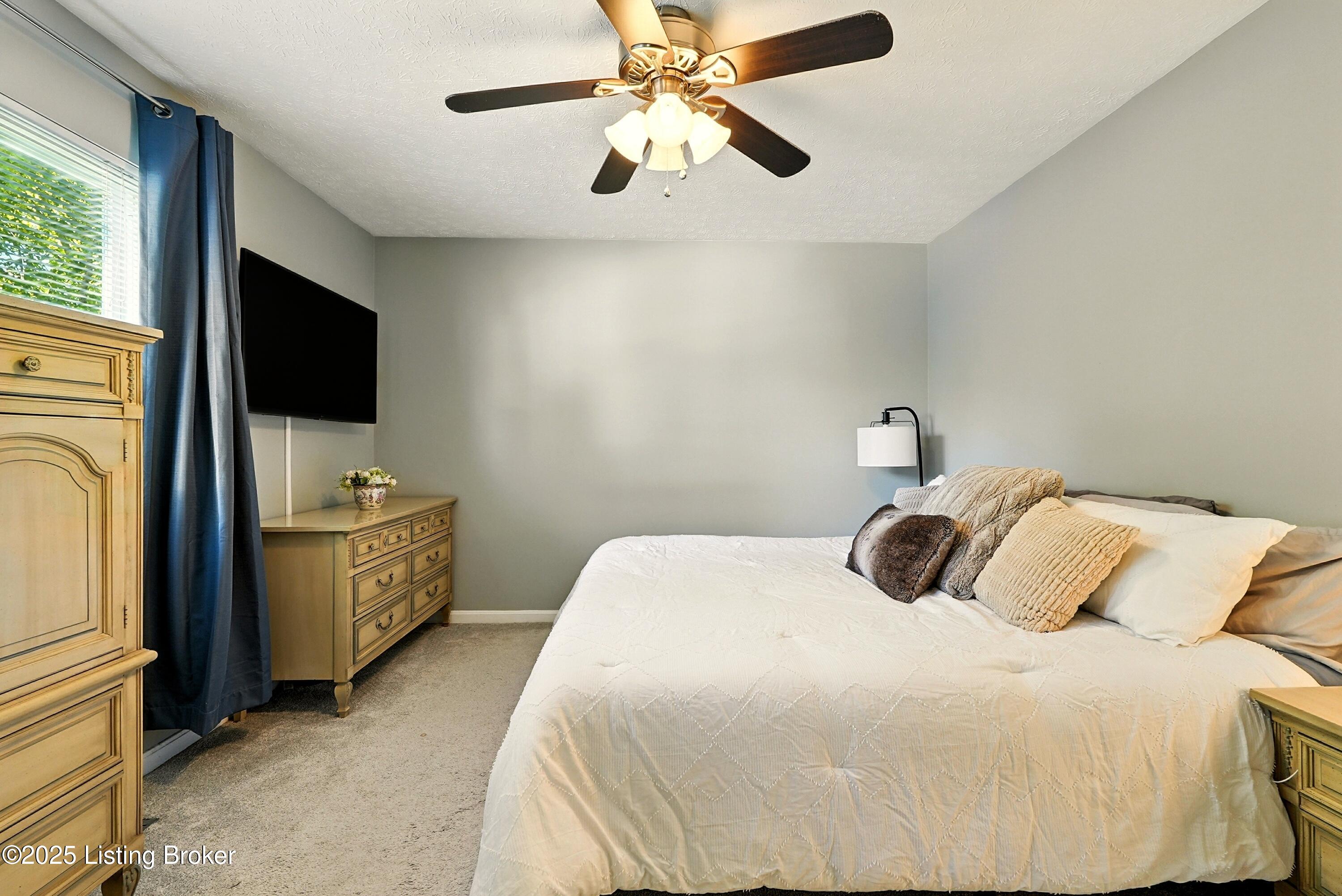 7503 Foxtail Pl